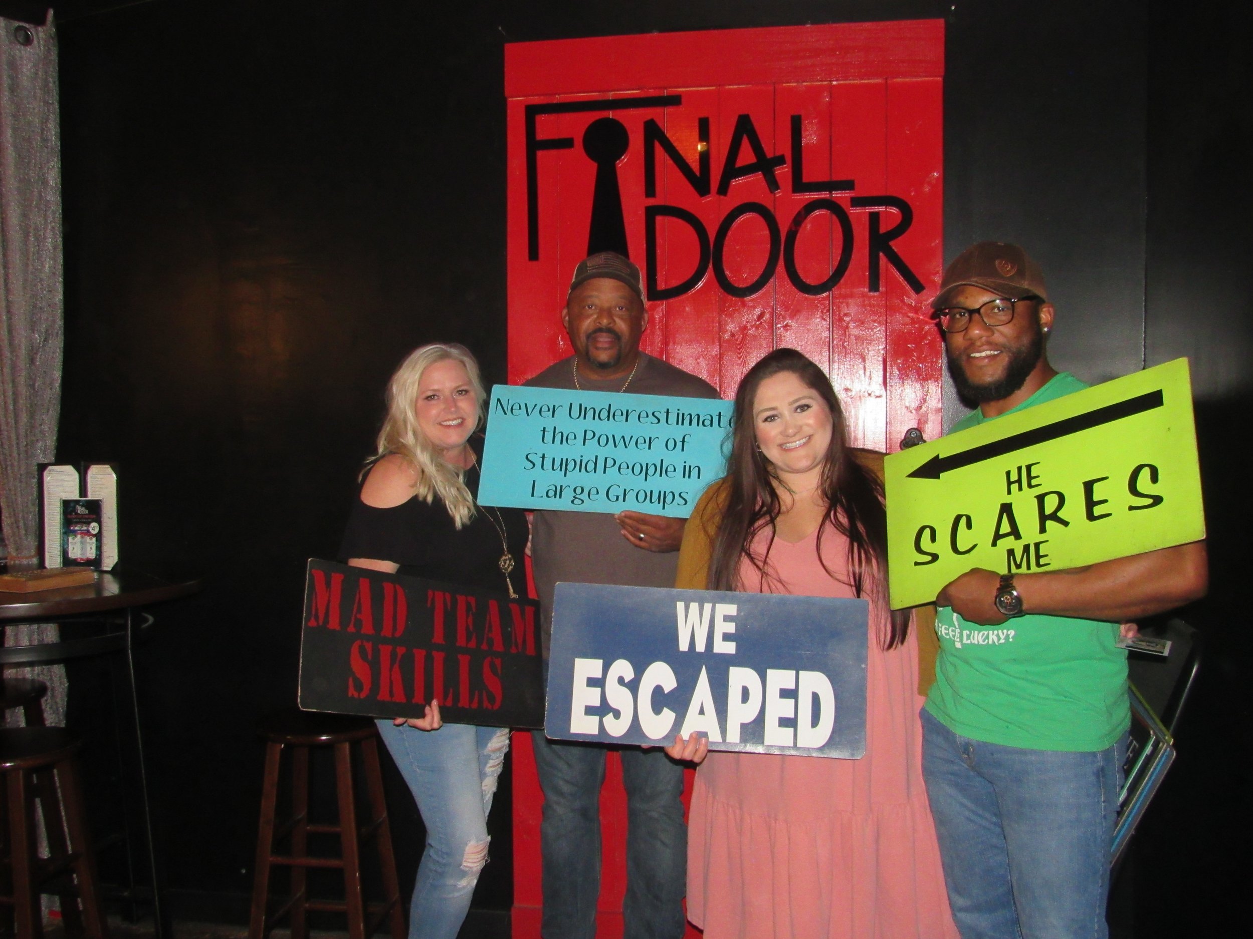 the-final-door-escape-room-columbia-sc-team-photos-04-16-22 (24).JPG