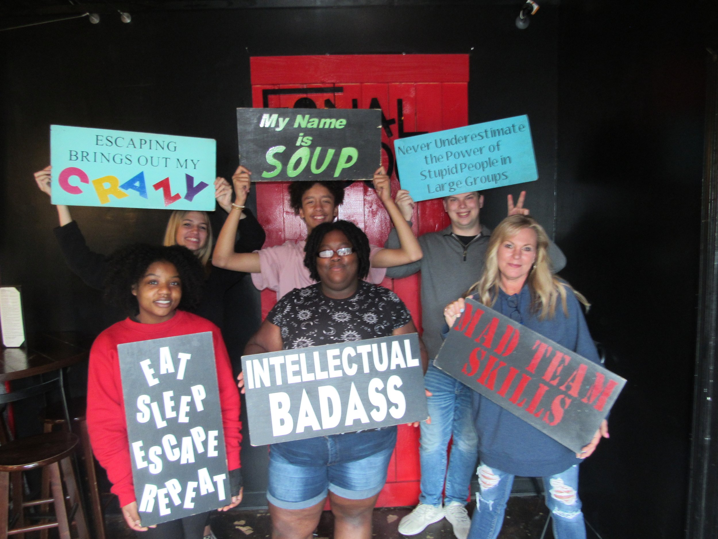 the-final-door-escape-room-columbia-sc-team-photos-04-18-22 (2).JPG