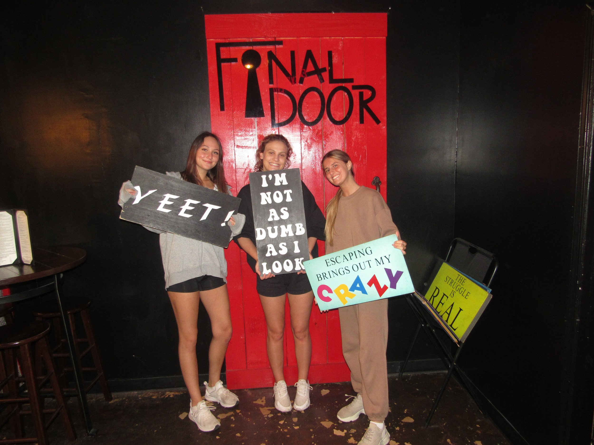 the-final-door-escape-room-columbia-sc-team-photos-04-22-22 (1).JPG