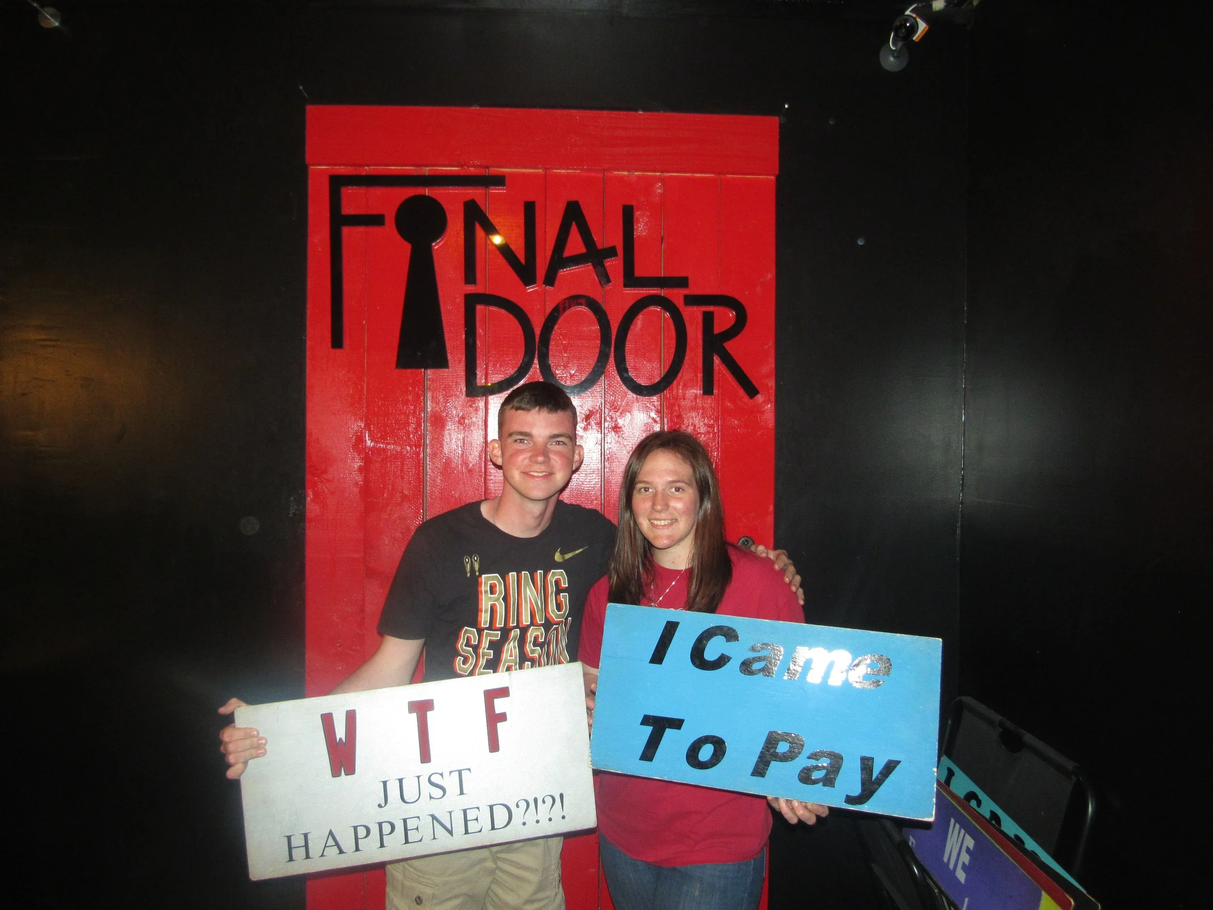 the-final-door-escape-room-columbia-sc-team-photos-04-24-22  (4).JPG