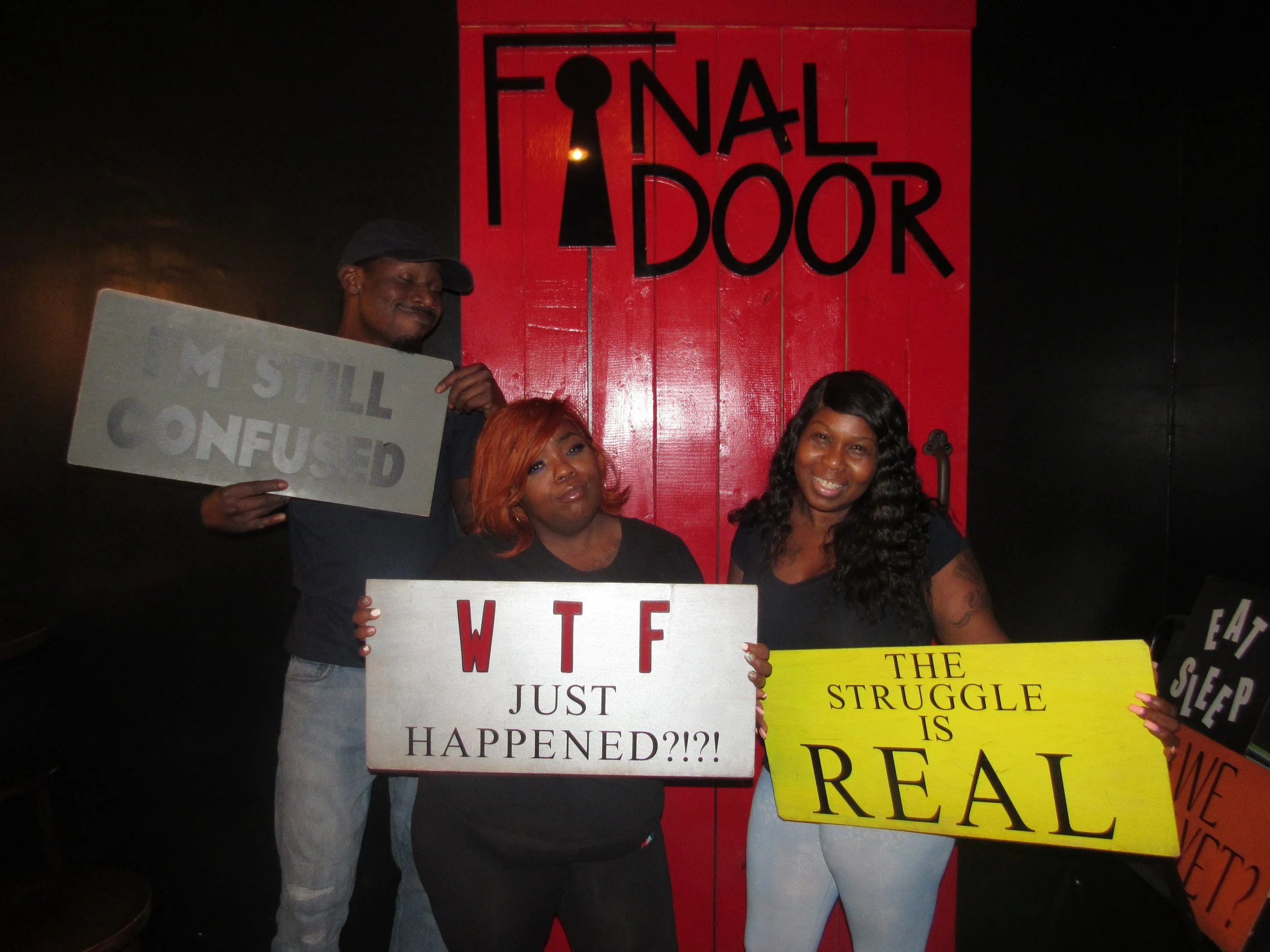 the-final-door-escape-room-columbia-sc-team-photos-05-02-22 (5).JPG