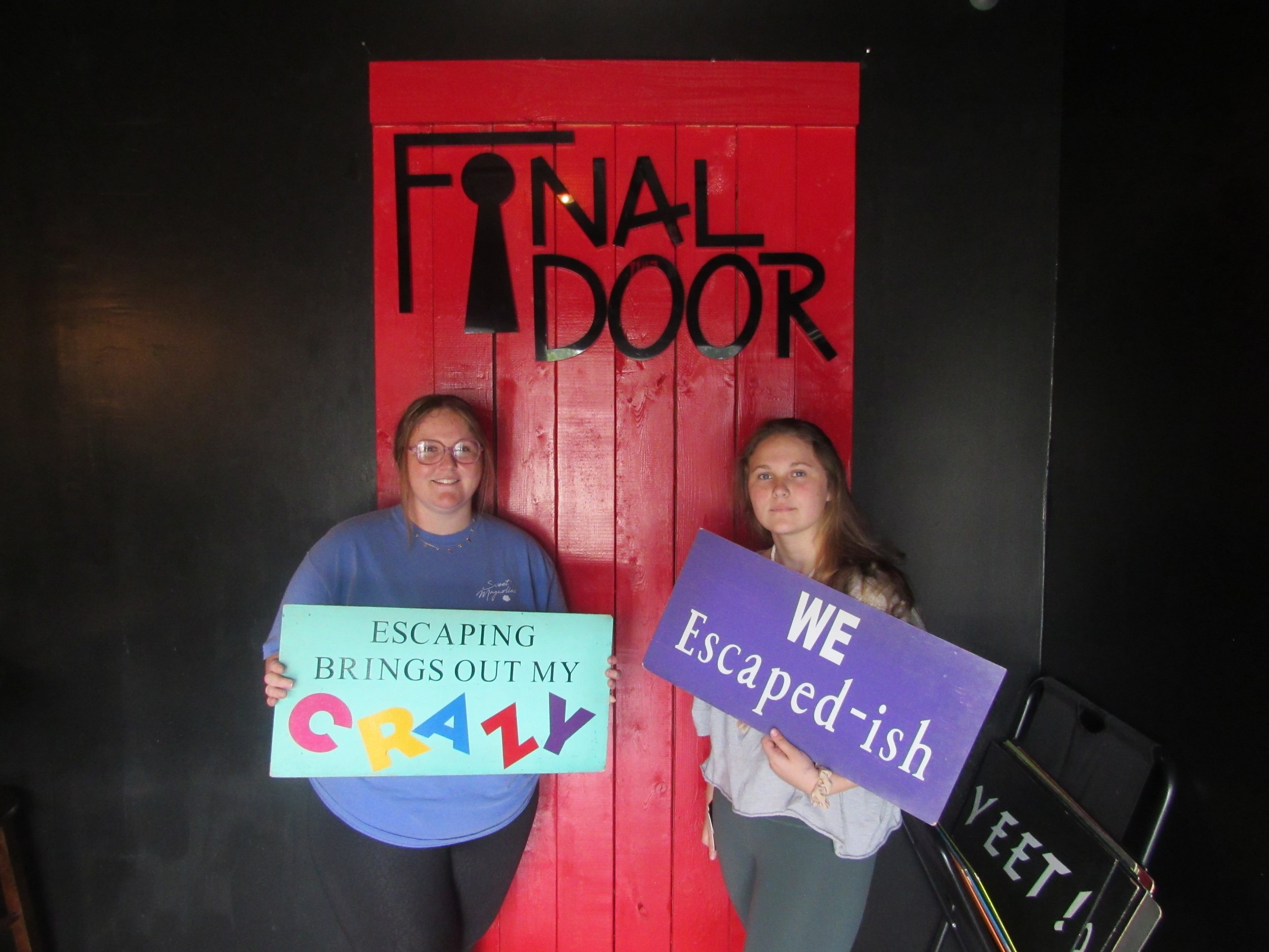 the-final-door-escape-room-columbia-sc-team-photos-05-06-22 (3).JPG