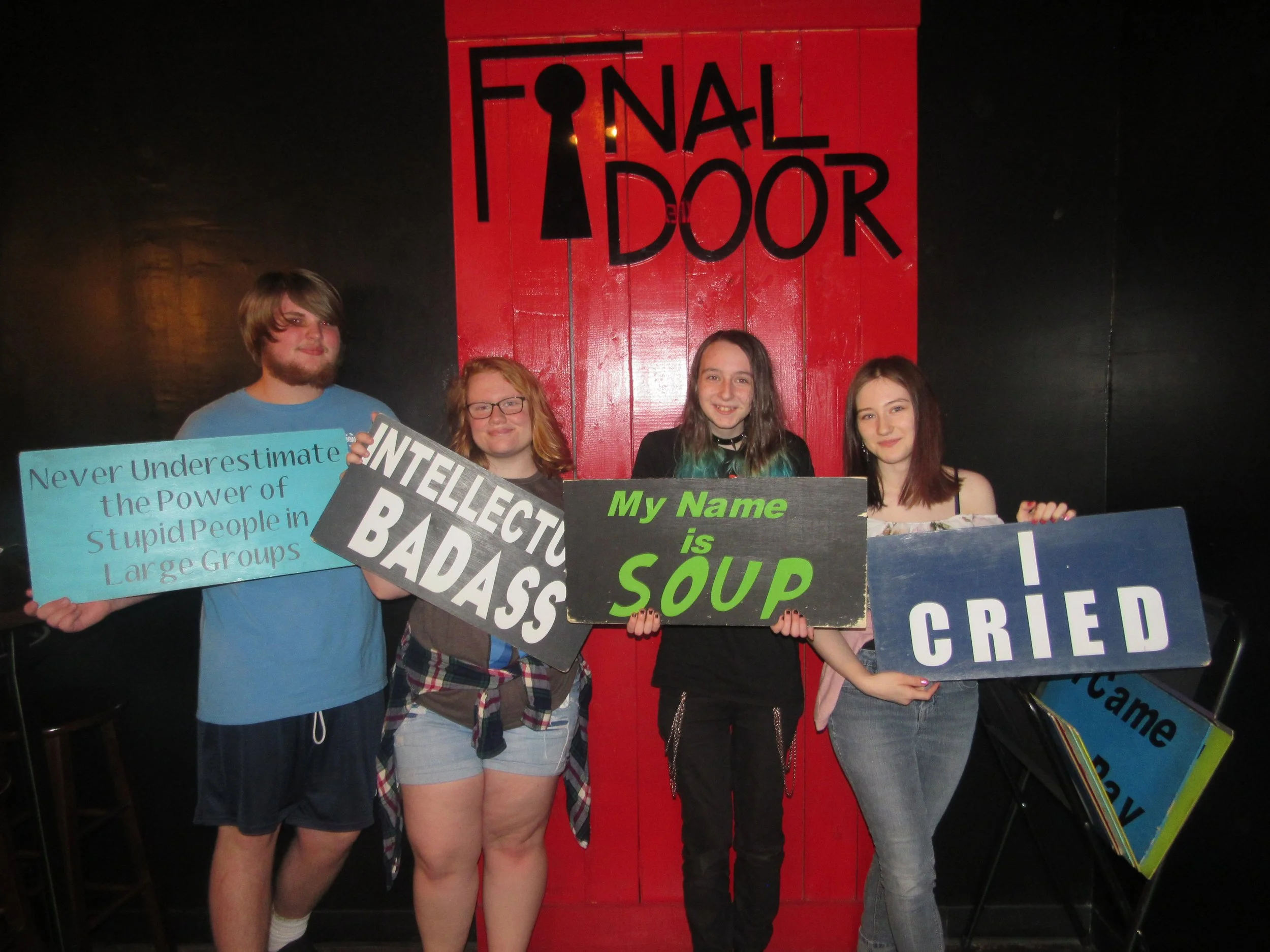 the-final-door-escape-room-columbia-sc-team-photos-05-07-22 (18).JPG