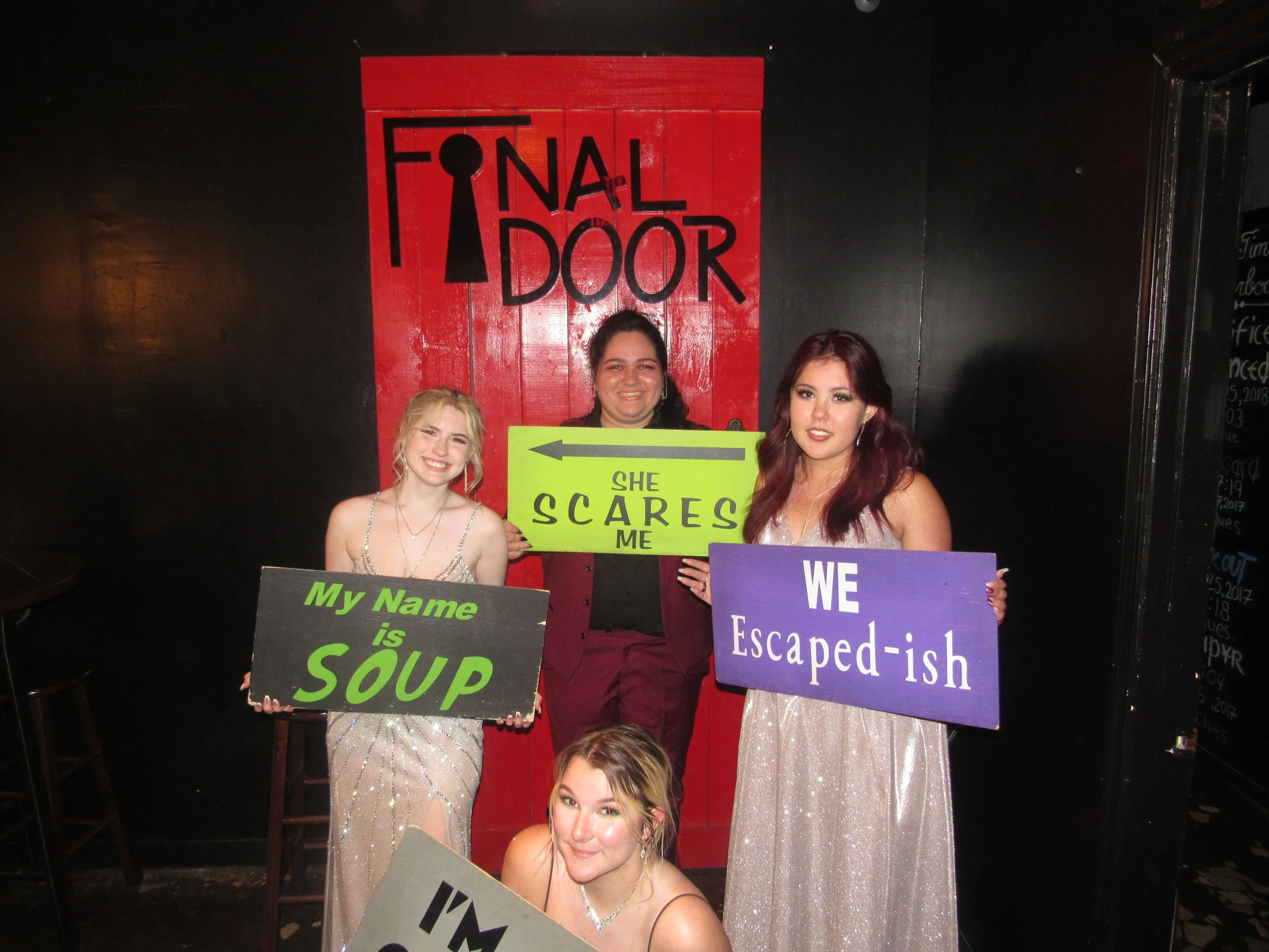 the-final-door-escape-room-columbia-sc-team-photos-05-07-22 (26).JPG