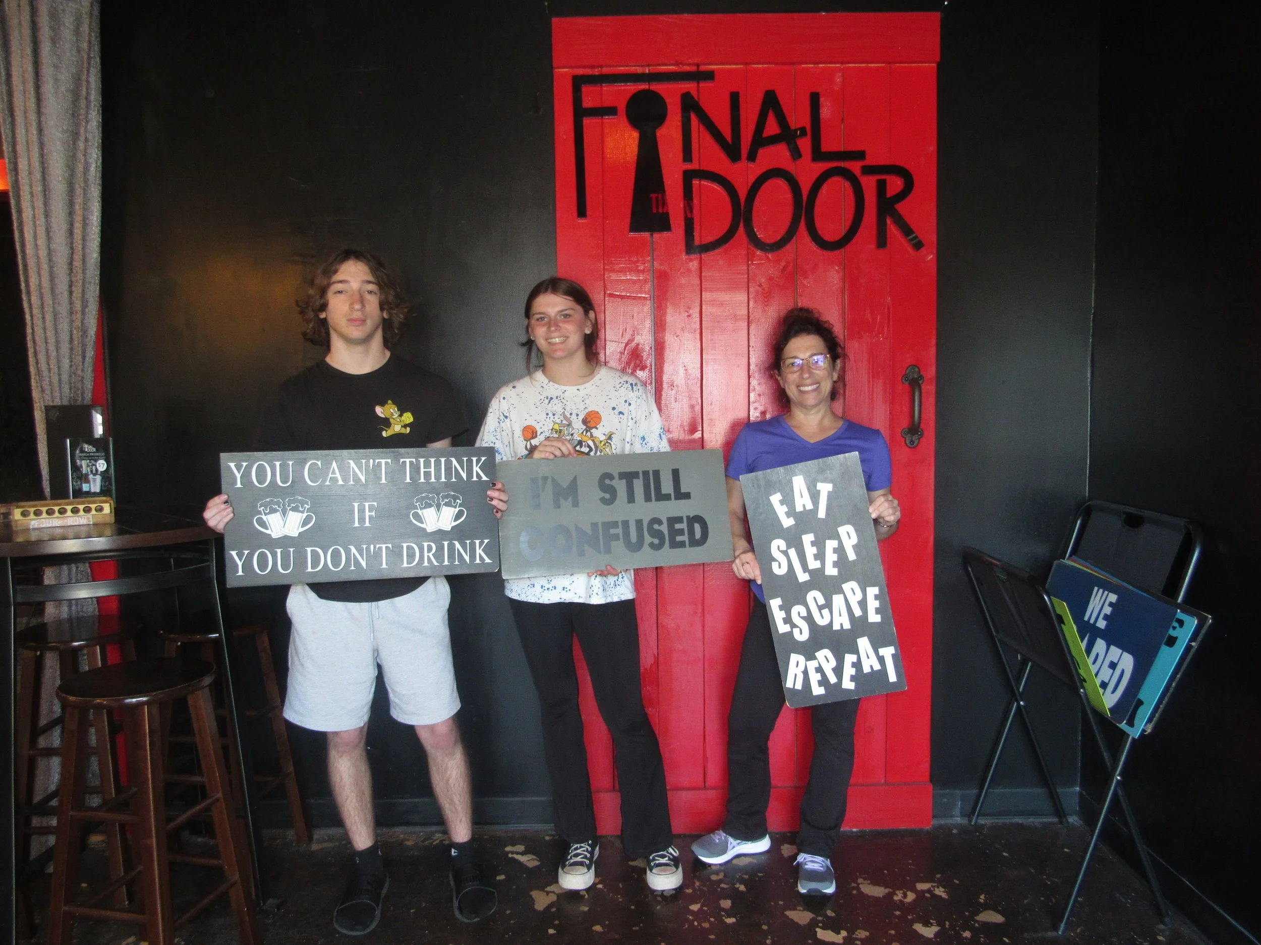 the-final-door-escape-room-columbia-sc-team-photos-05-08-22 (13).JPG