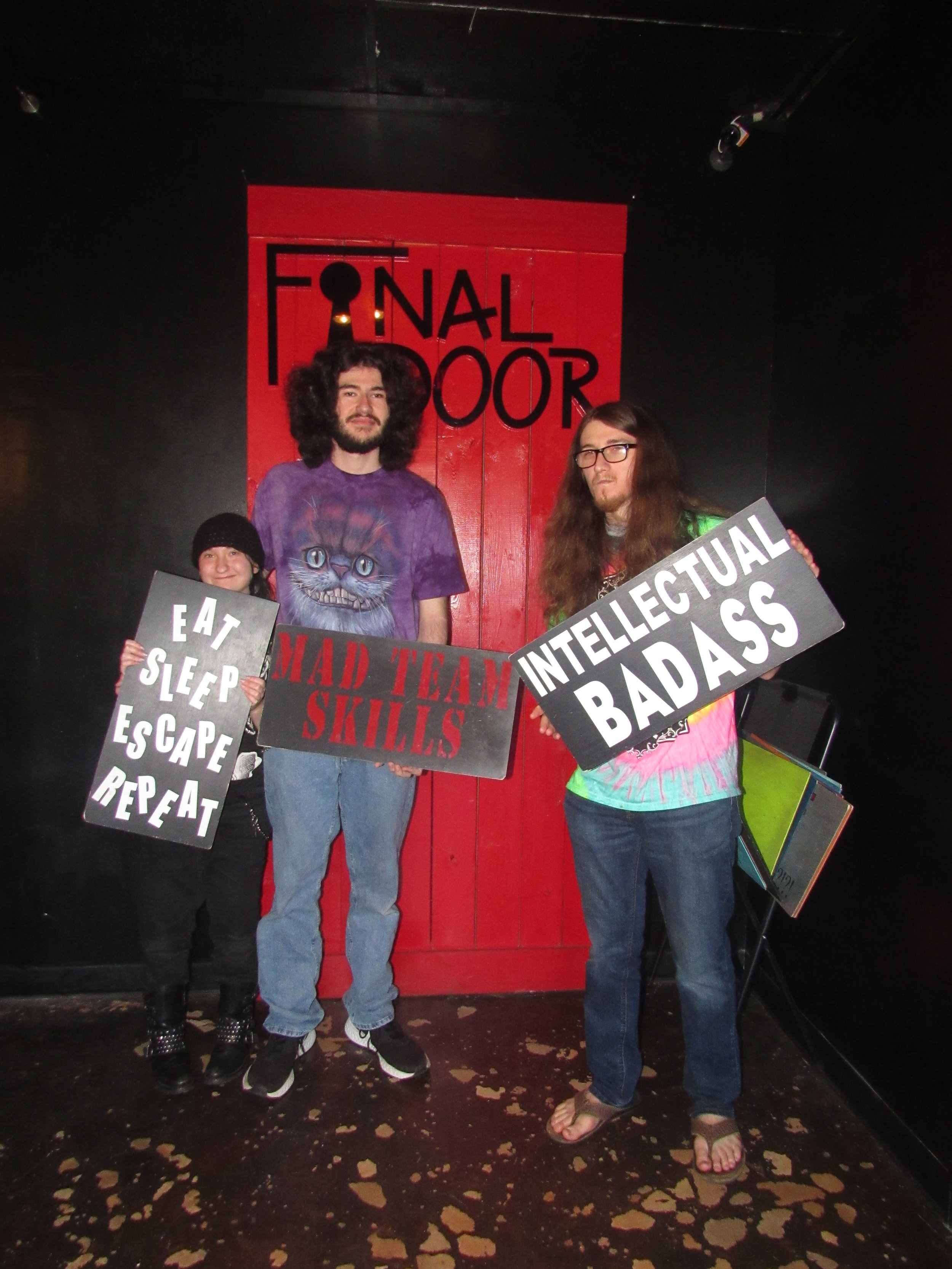 the-final-door-escape-room-columbia-sc-team-photos-05-08-22 (17).JPG