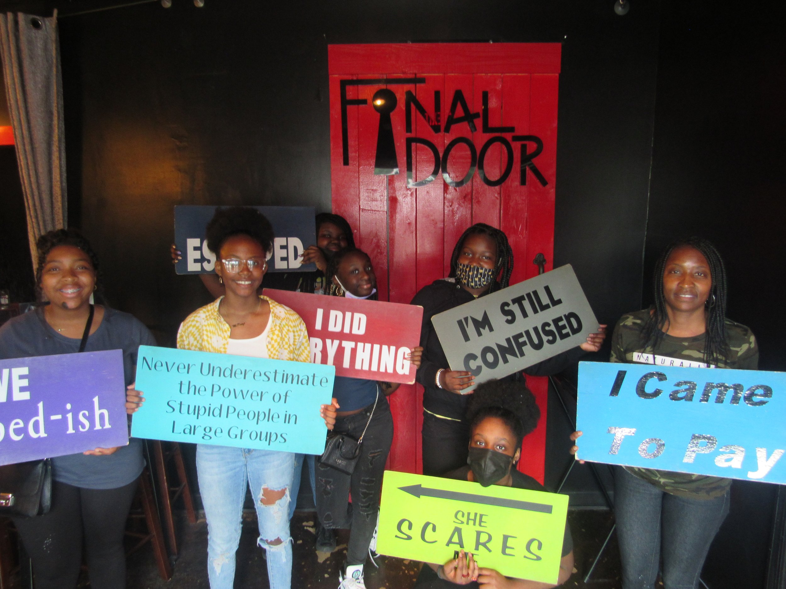the-final-door-escape-room-columbia-sc-team-photos-05-14-22 (3).JPG