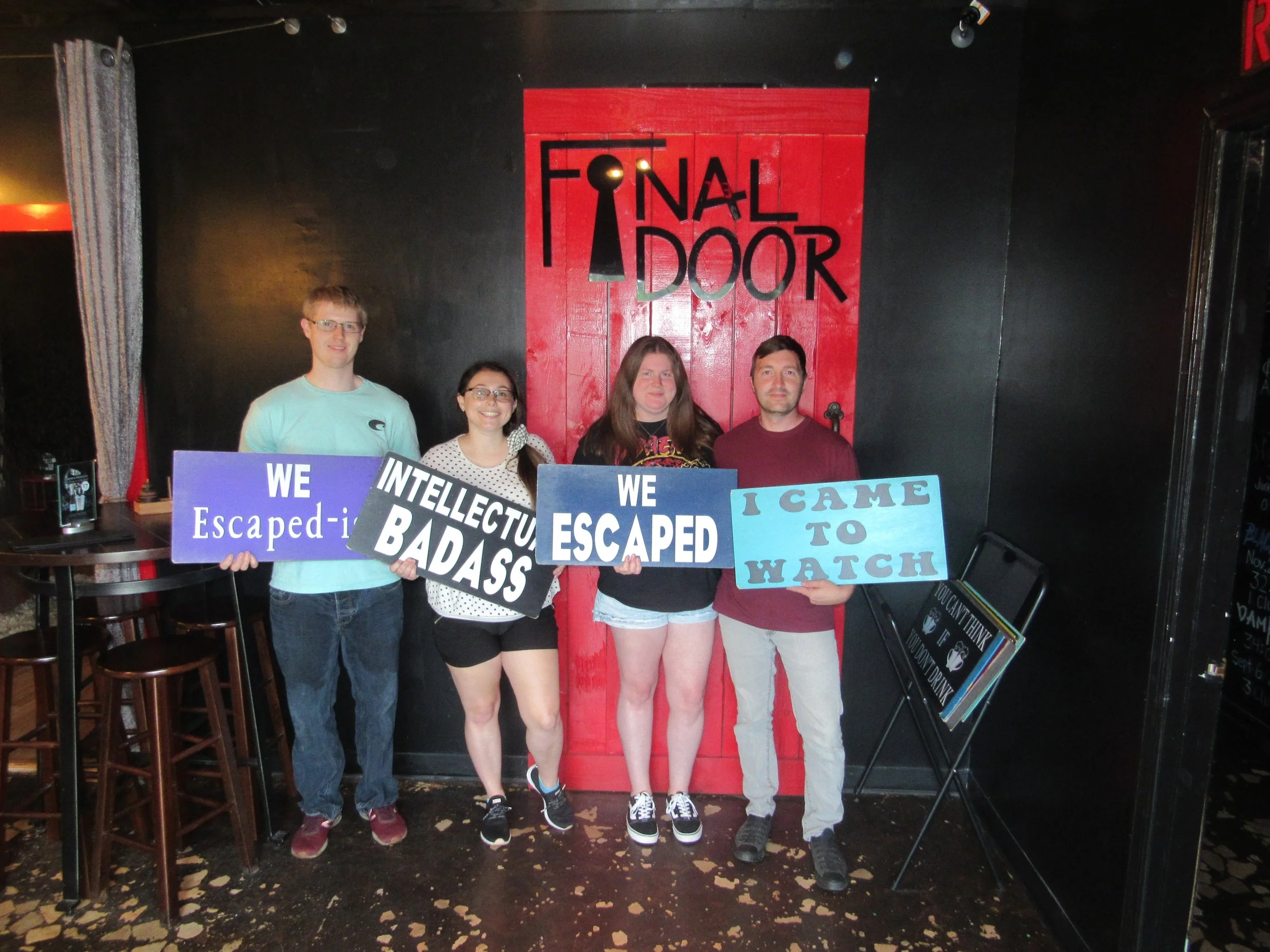 the-final-door-escape-room-columbia-sc-team-photos-05-21-22 (10).JPG
