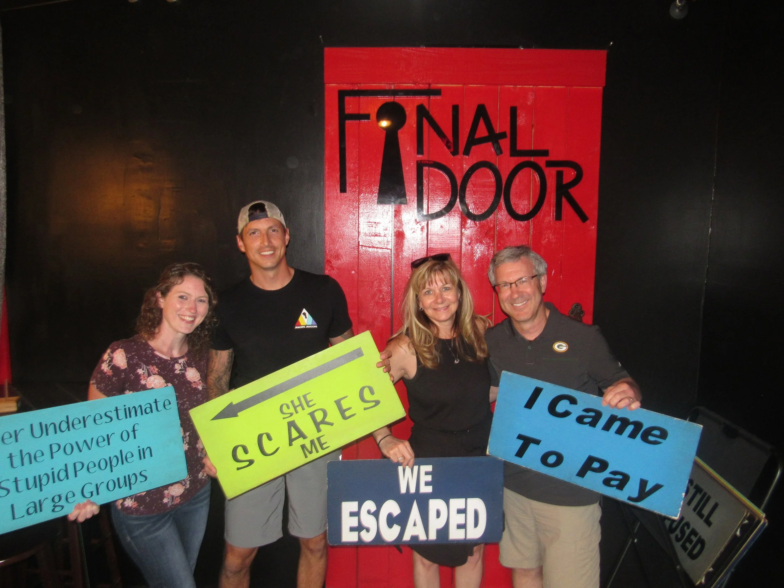 the-final-door-escape-room-columbia-sc-team-photos-05-21-22 (14).JPG