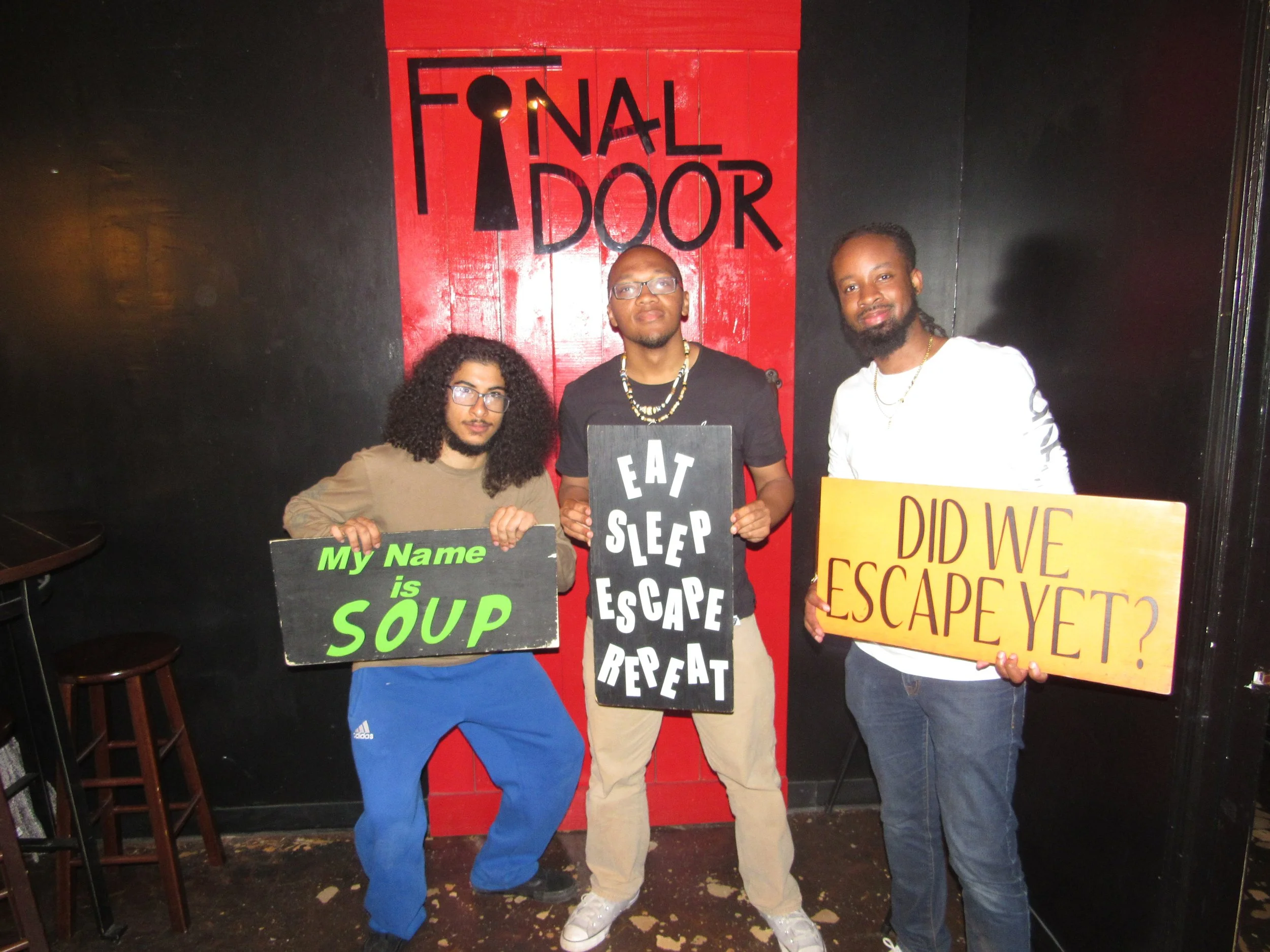 the-final-door-escape-room-columbia-sc-team-photos-05-28-22 (25).JPG