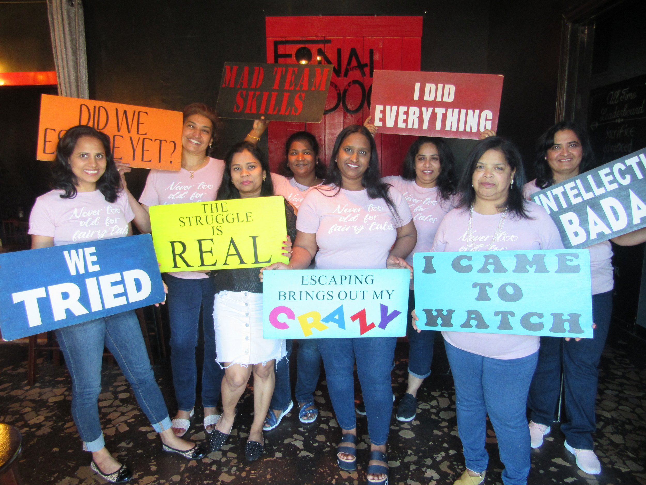 the-final-door-escape-room-columbia-sc-team-photos-06-05-22 (4).JPG