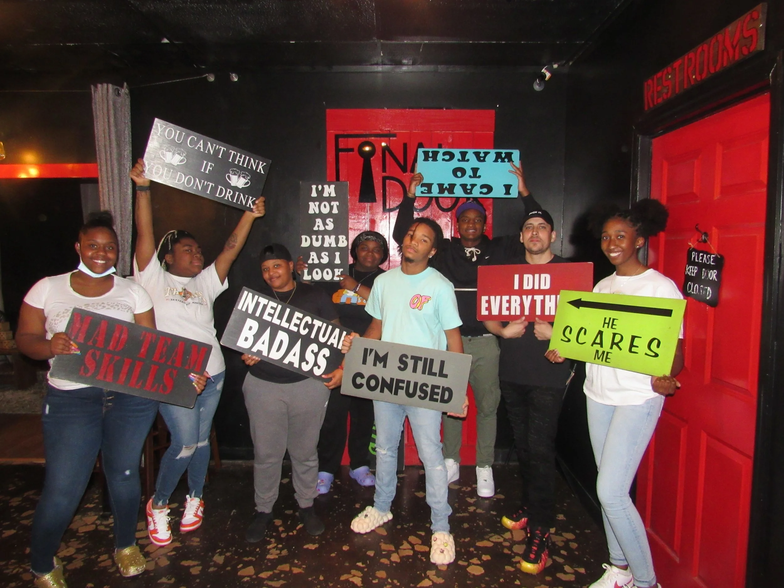 the-final-door-escape-room-columbia-sc-team-photos-06-05-22 (9).JPG