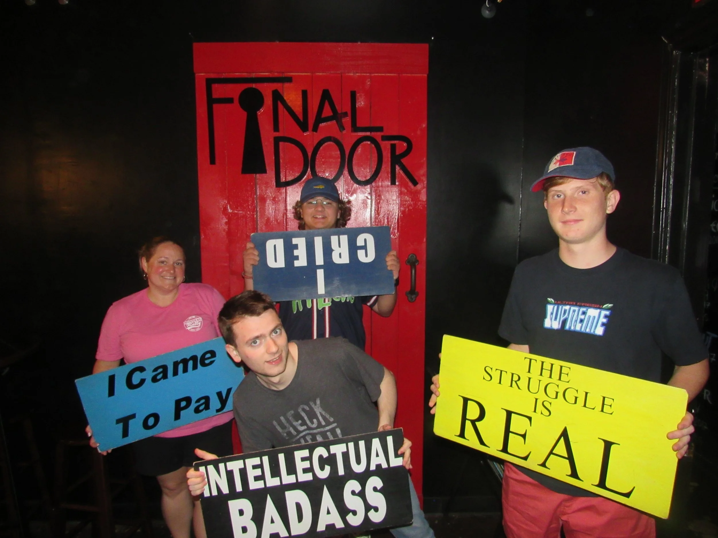 the-final-door-escape-room-columbia-sc-team-photos-06-06-22 (16).JPG