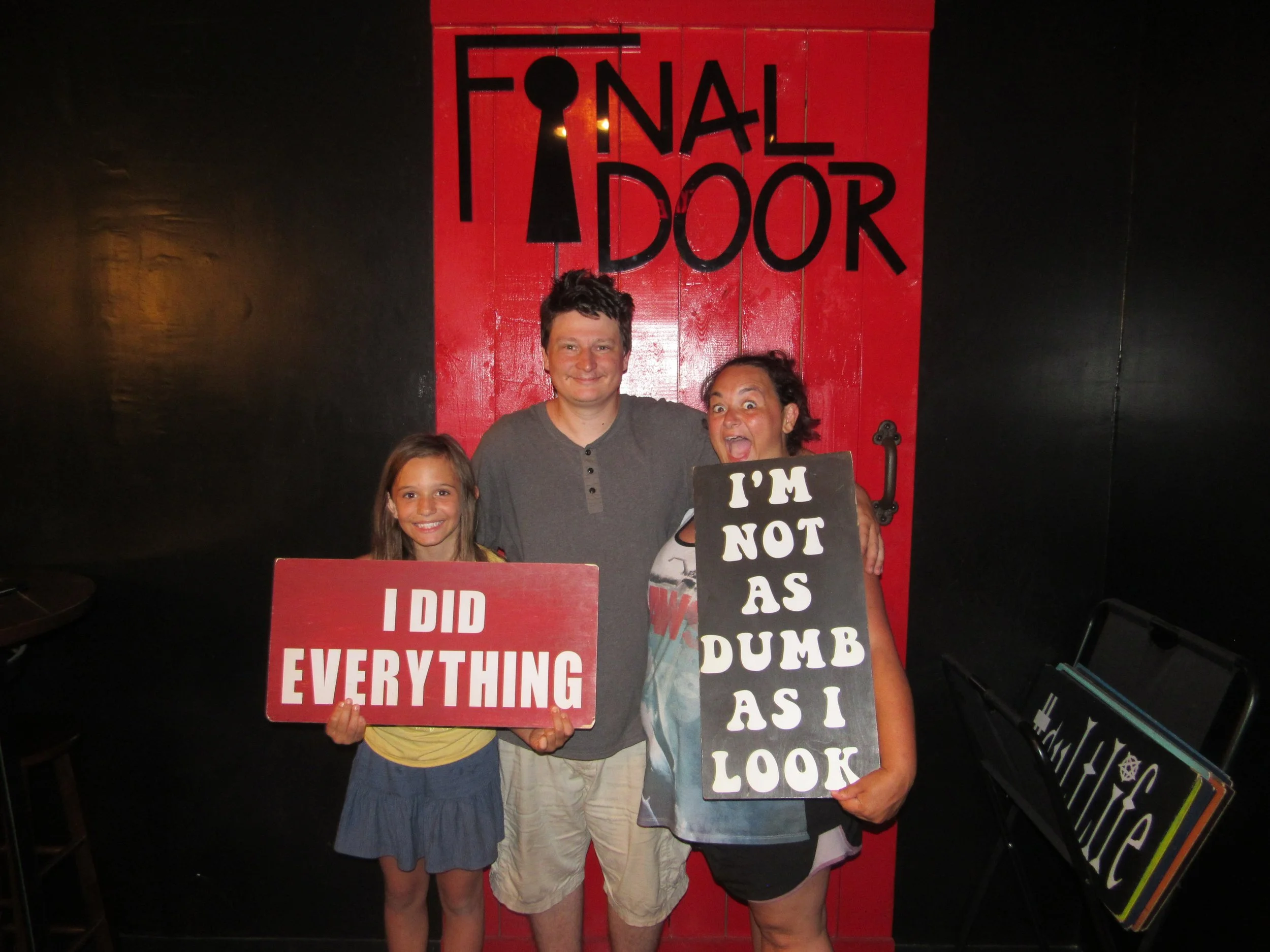 the-final-door-escape-room-columbia-sc-team-photos-06-08-22 (7).JPG