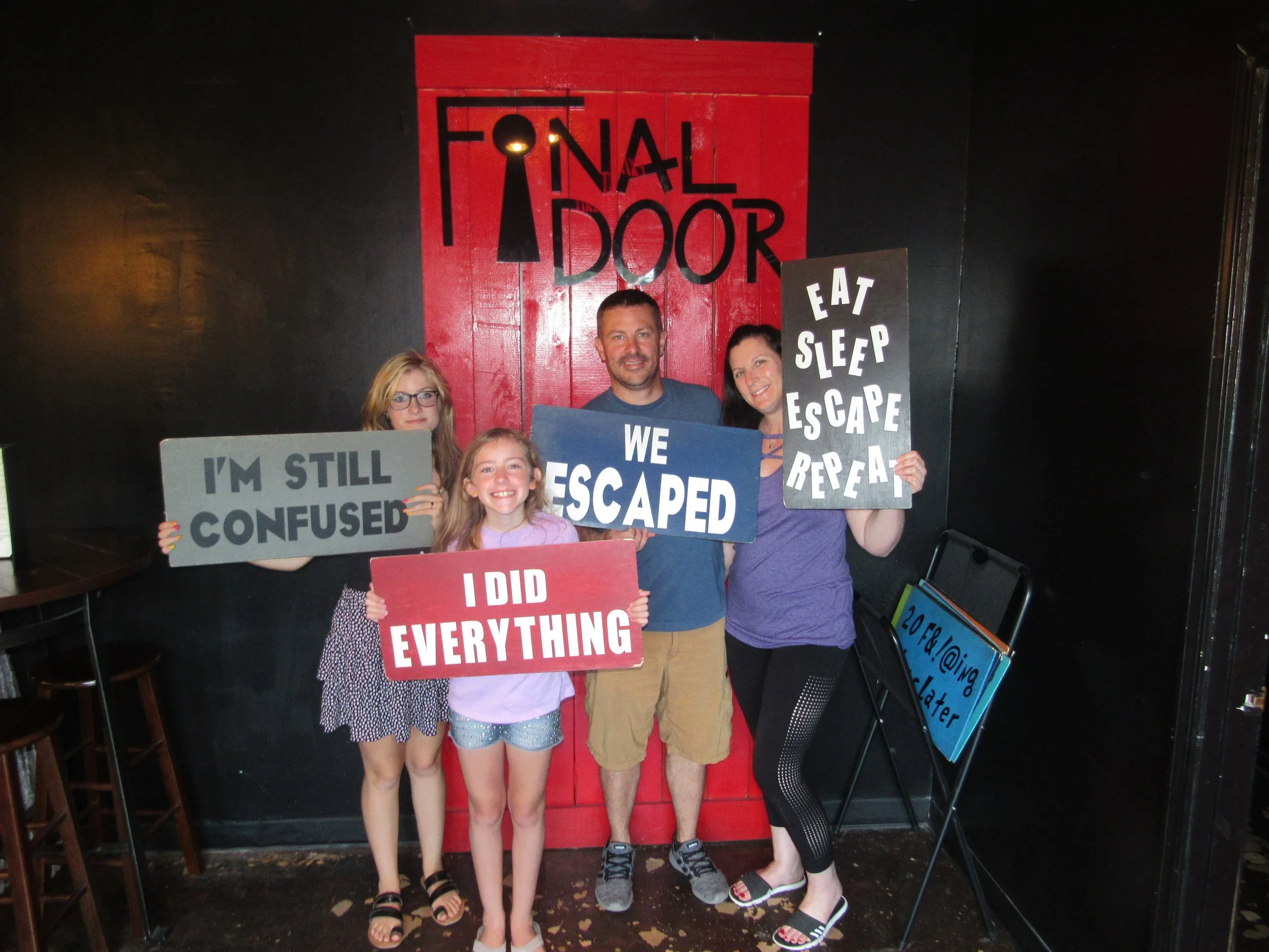 the-final-door-escape-room-columbia-sc-team-photos-06-10-22 (5).JPG