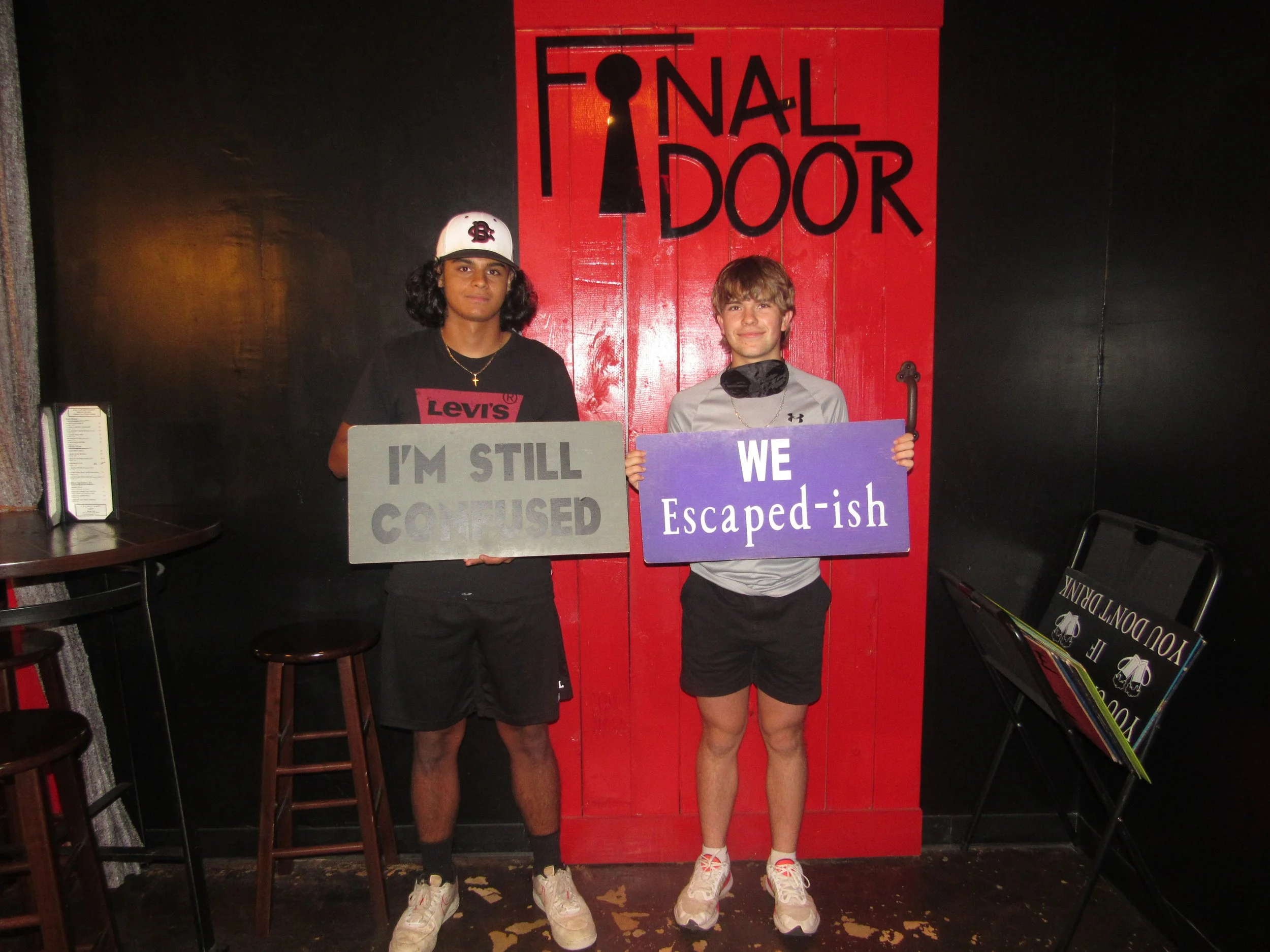 the-final-door-escape-room-columbia-sc-team-photos-06-12-22 (13).JPG