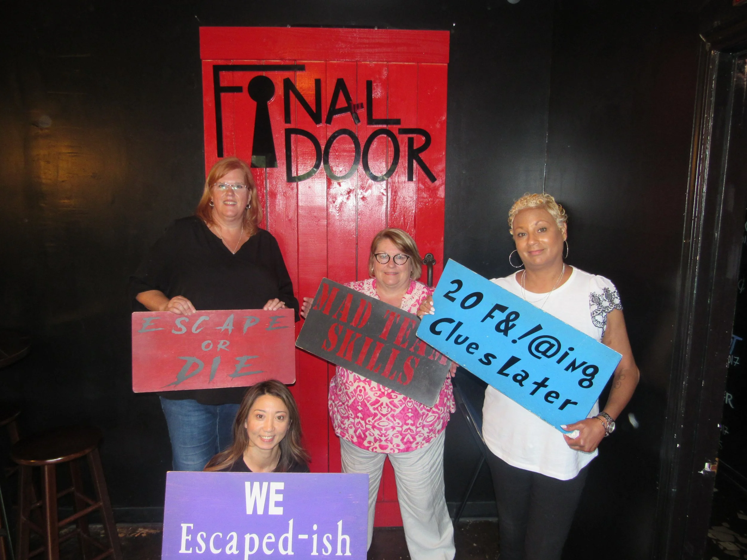 the-final-door-escape-room-columbia-sc-team-photos-06-15-22 (6).JPG