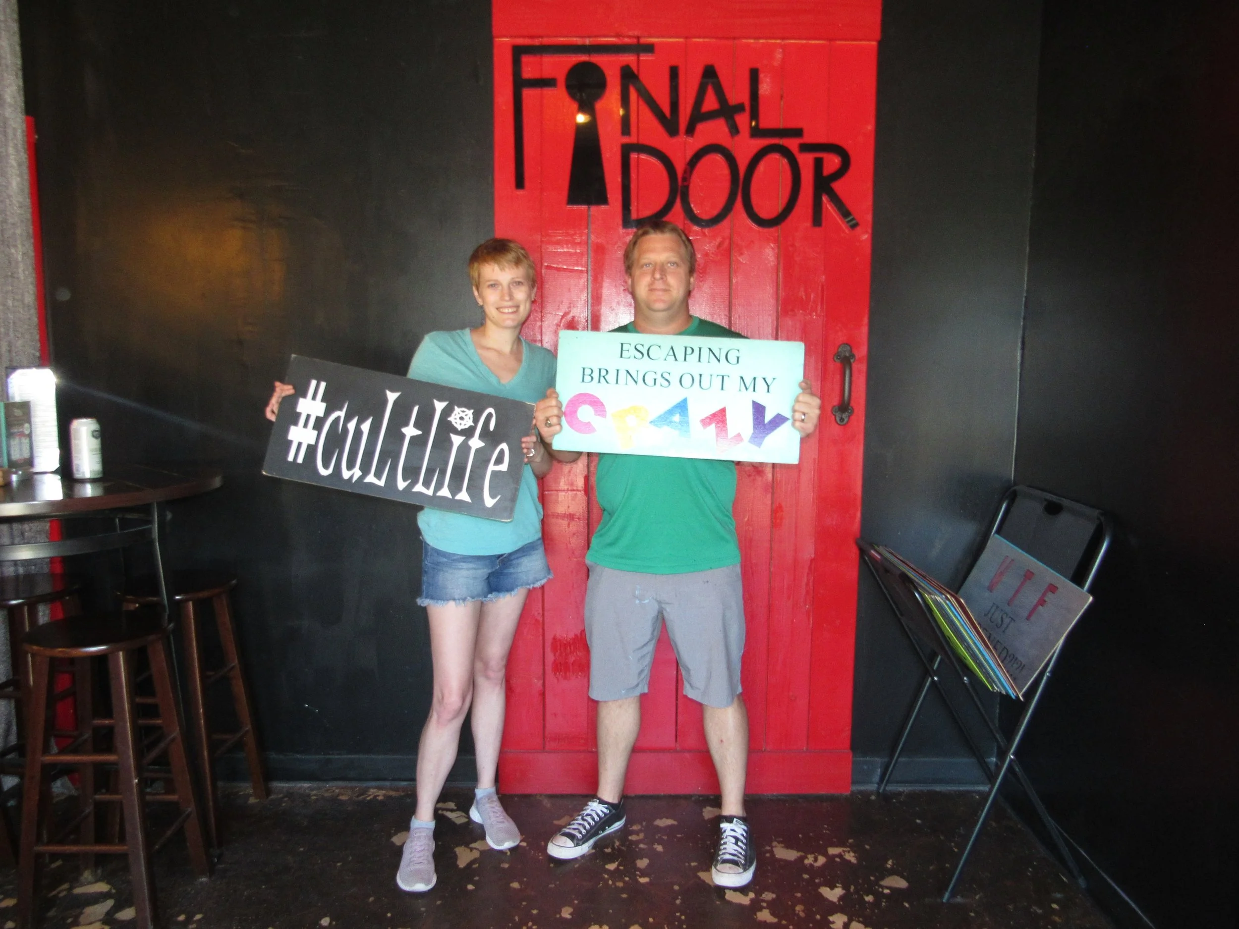 the-final-door-escape-room-columbia-sc-team-photos-06-19-22 (4).JPG