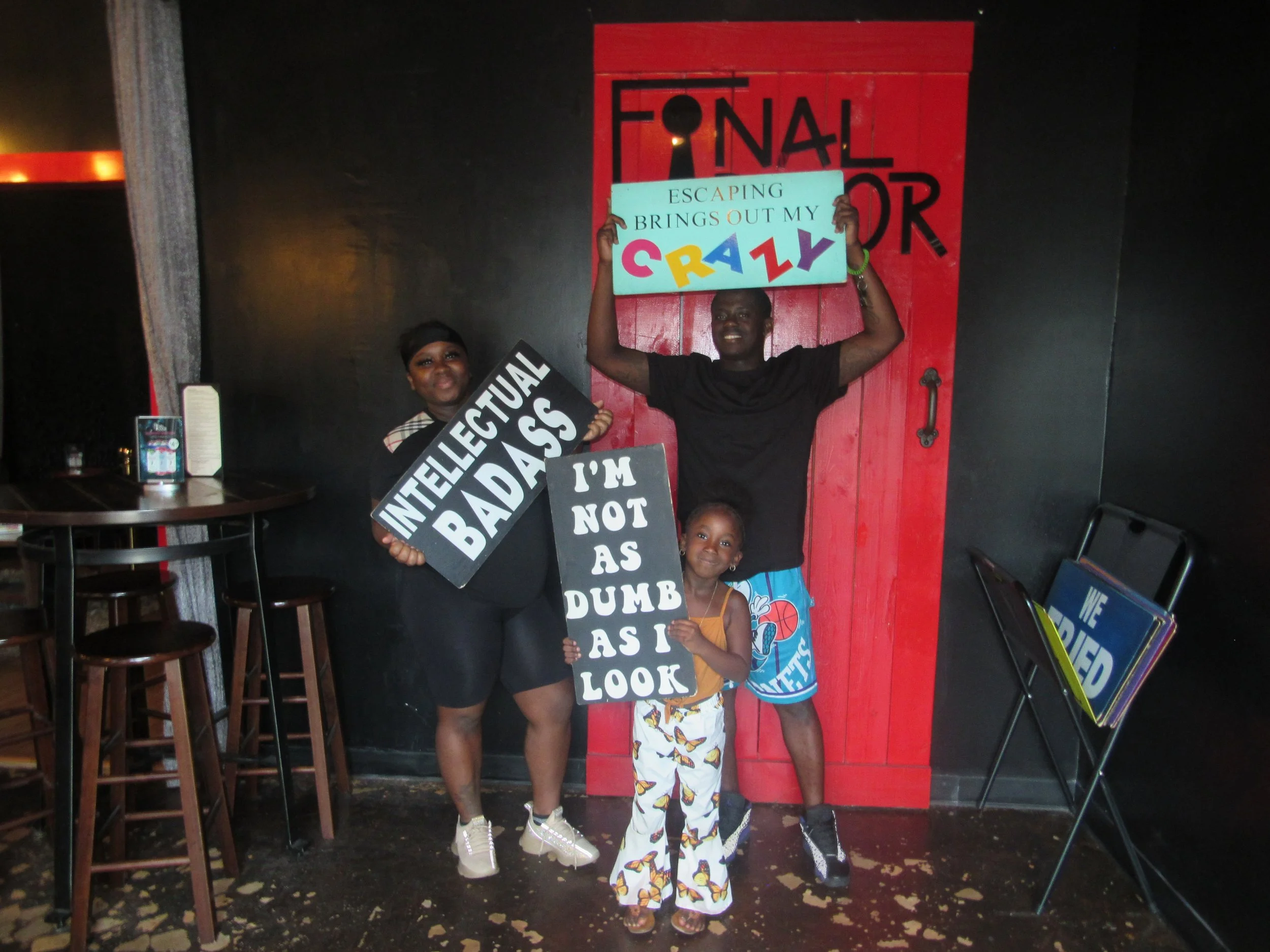 the-final-door-escape-room-columbia-sc-team-photos-07-09-22 (10).JPG