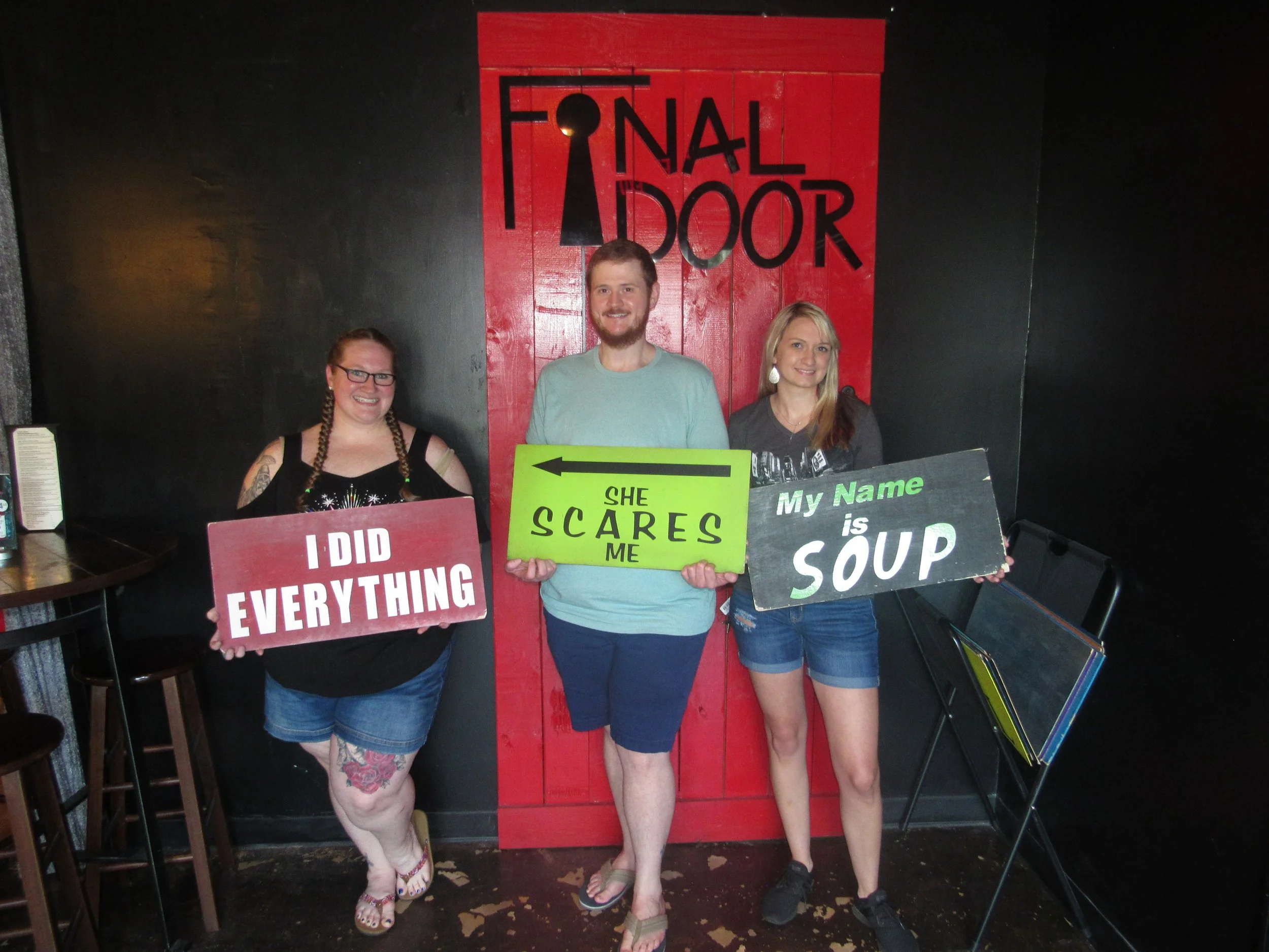 the-final-door-escape-room-columbia-sc-team-photos-07-09-22 (11).JPG