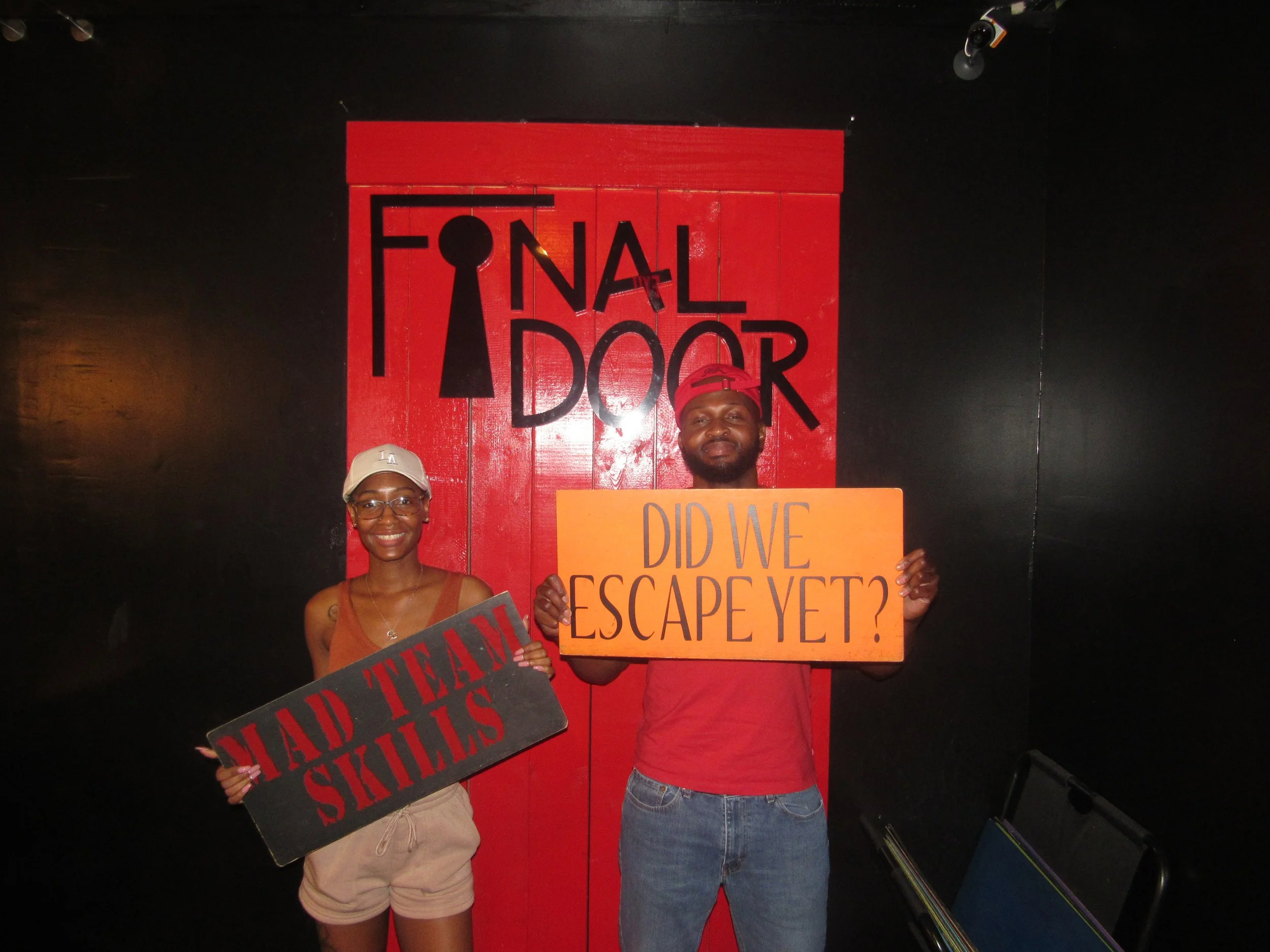 the-final-door-escape-room-columbia-sc-team-photos-07-09-22 (20).JPG