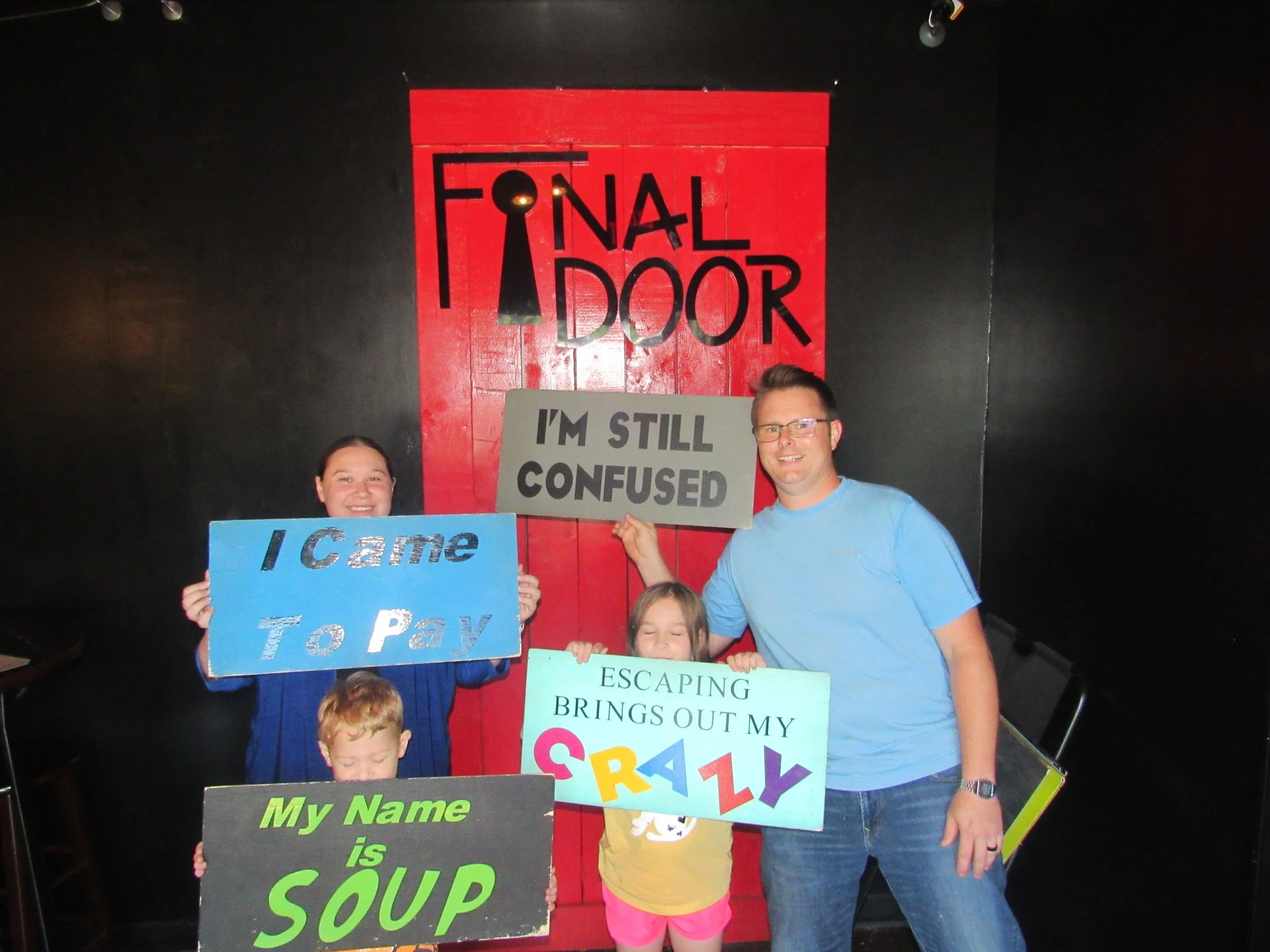 the-final-door-escape-room-columbia-sc-team-photos-07-17-22 (13).JPG