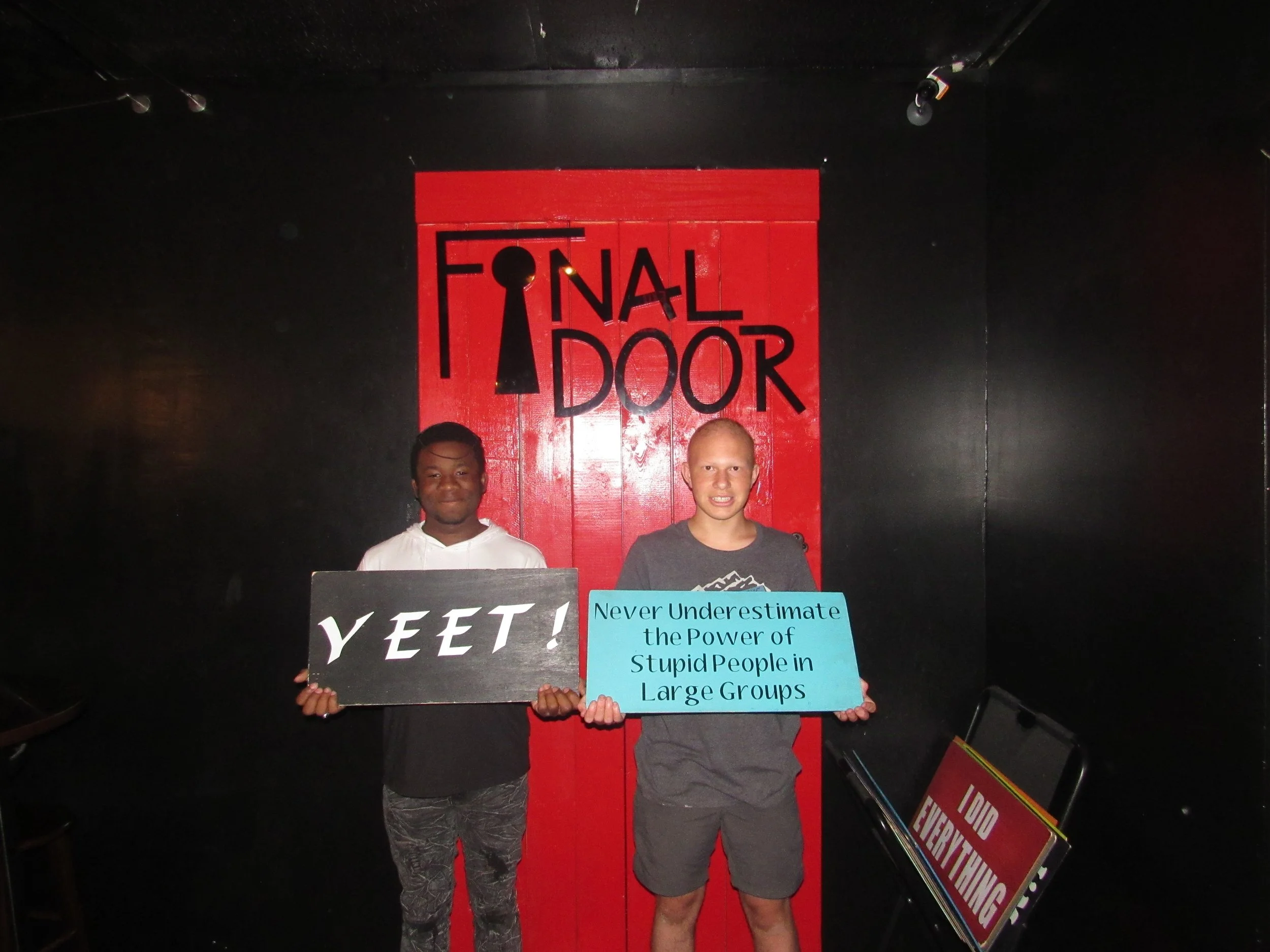 the-final-door-escape-room-columbia-sc-team-photos-07-18-22 (1).JPG