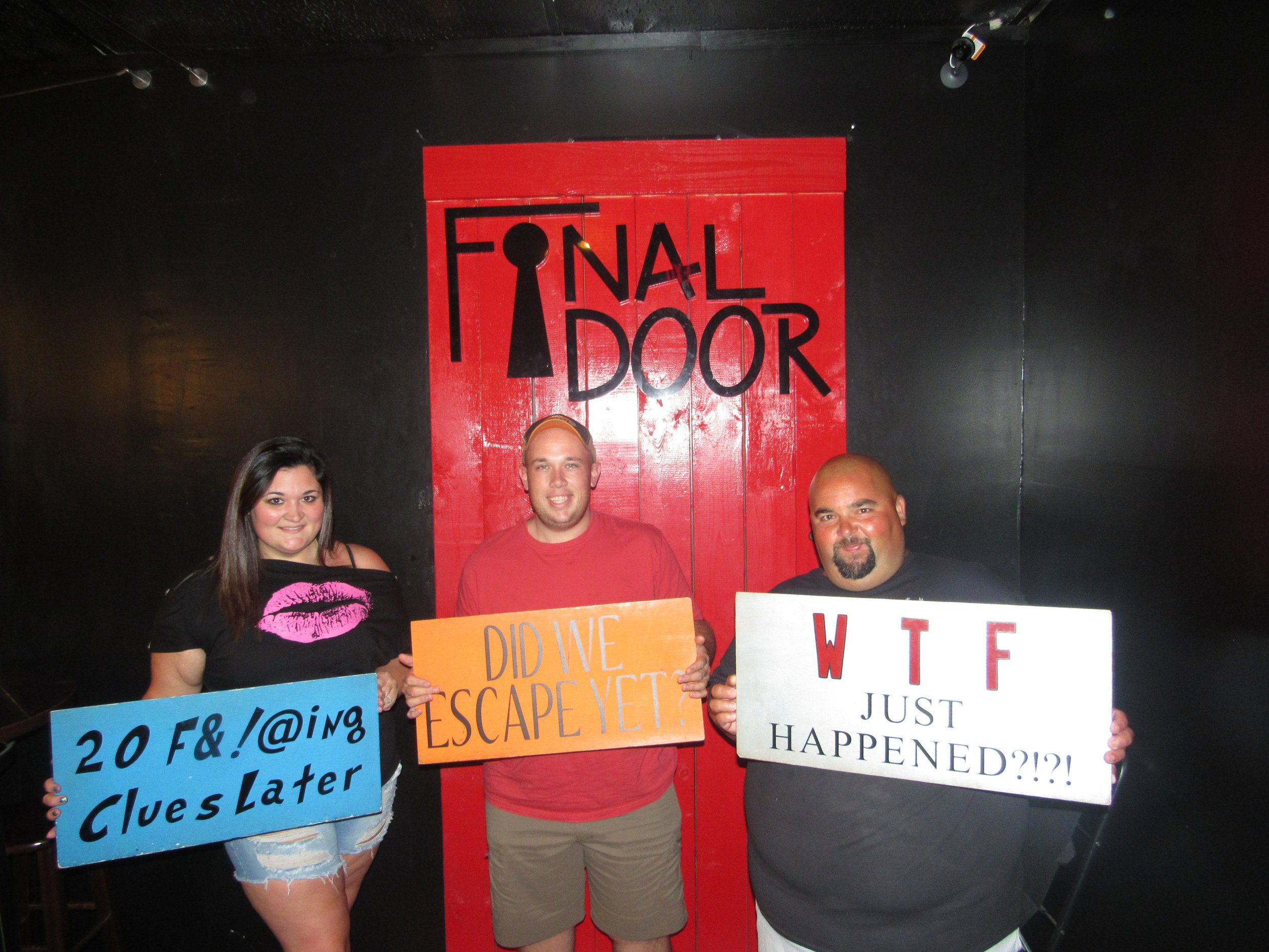 the-final-door-escape-room-columbia-sc-team-photos-07-19-22 (7).JPG