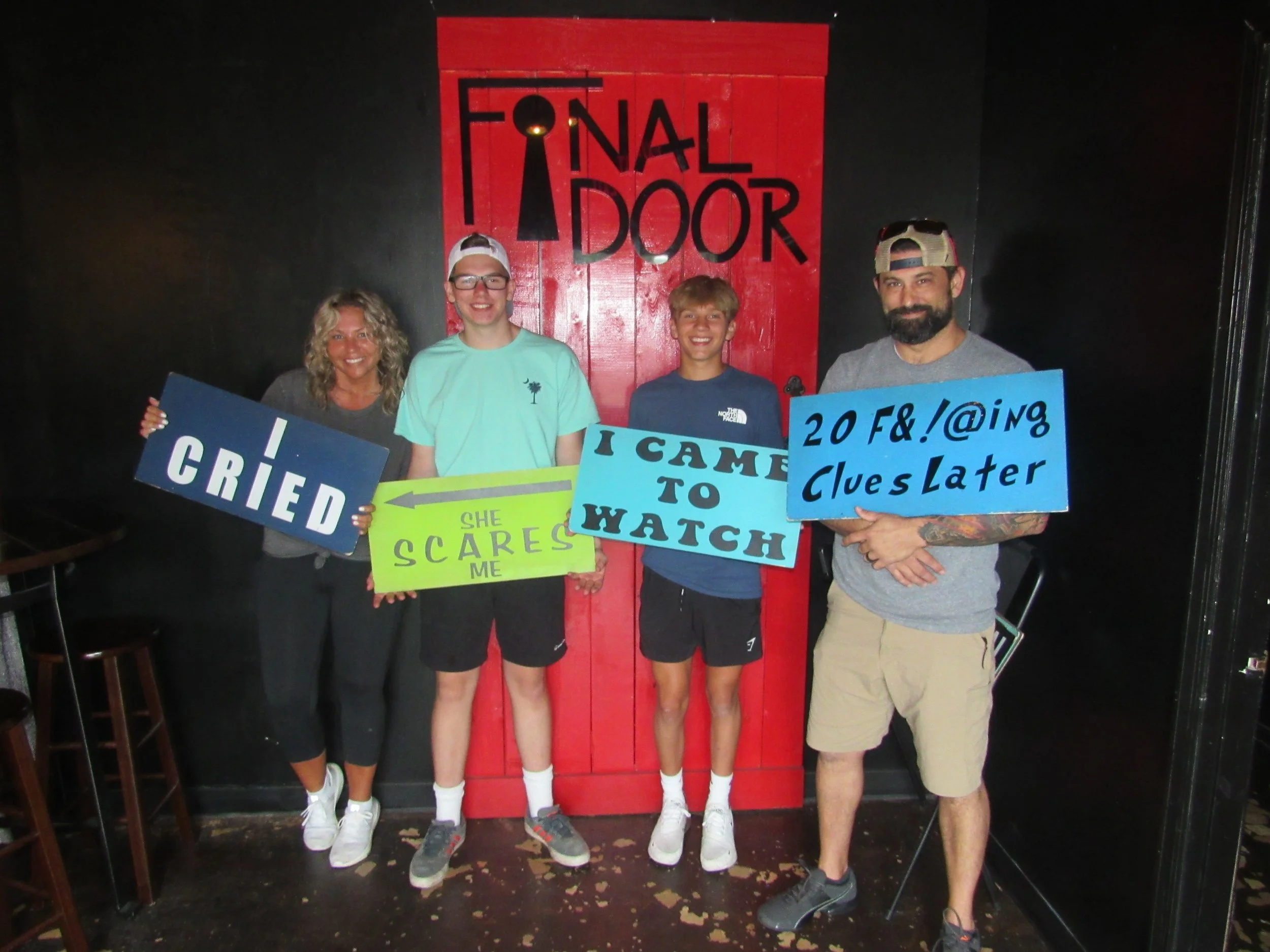 the-final-door-escape-room-columbia-sc-team-photos-07-20-22 (5).JPG
