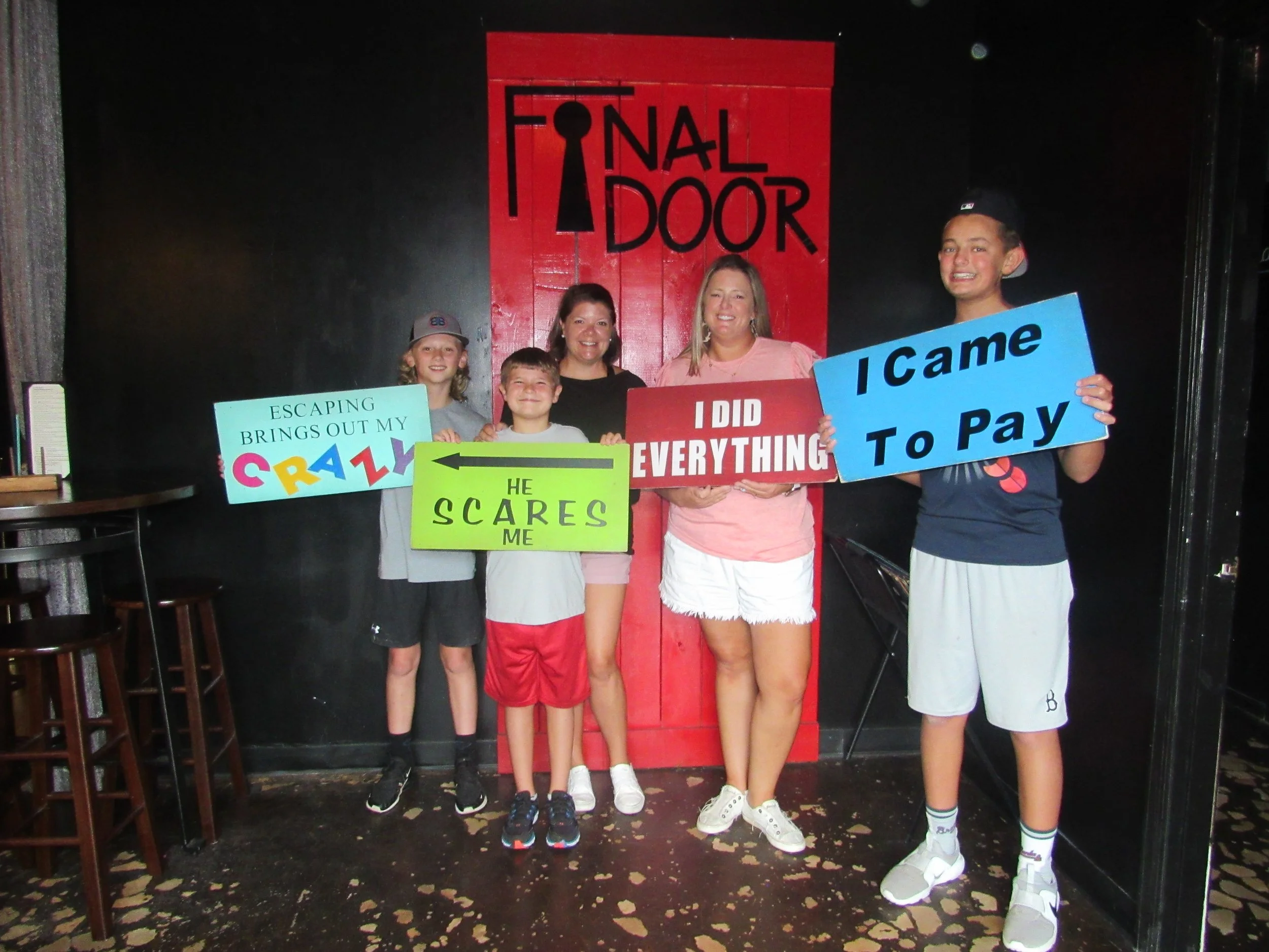 the-final-door-escape-room-columbia-sc-team-photos-07-21-22 (5).JPG