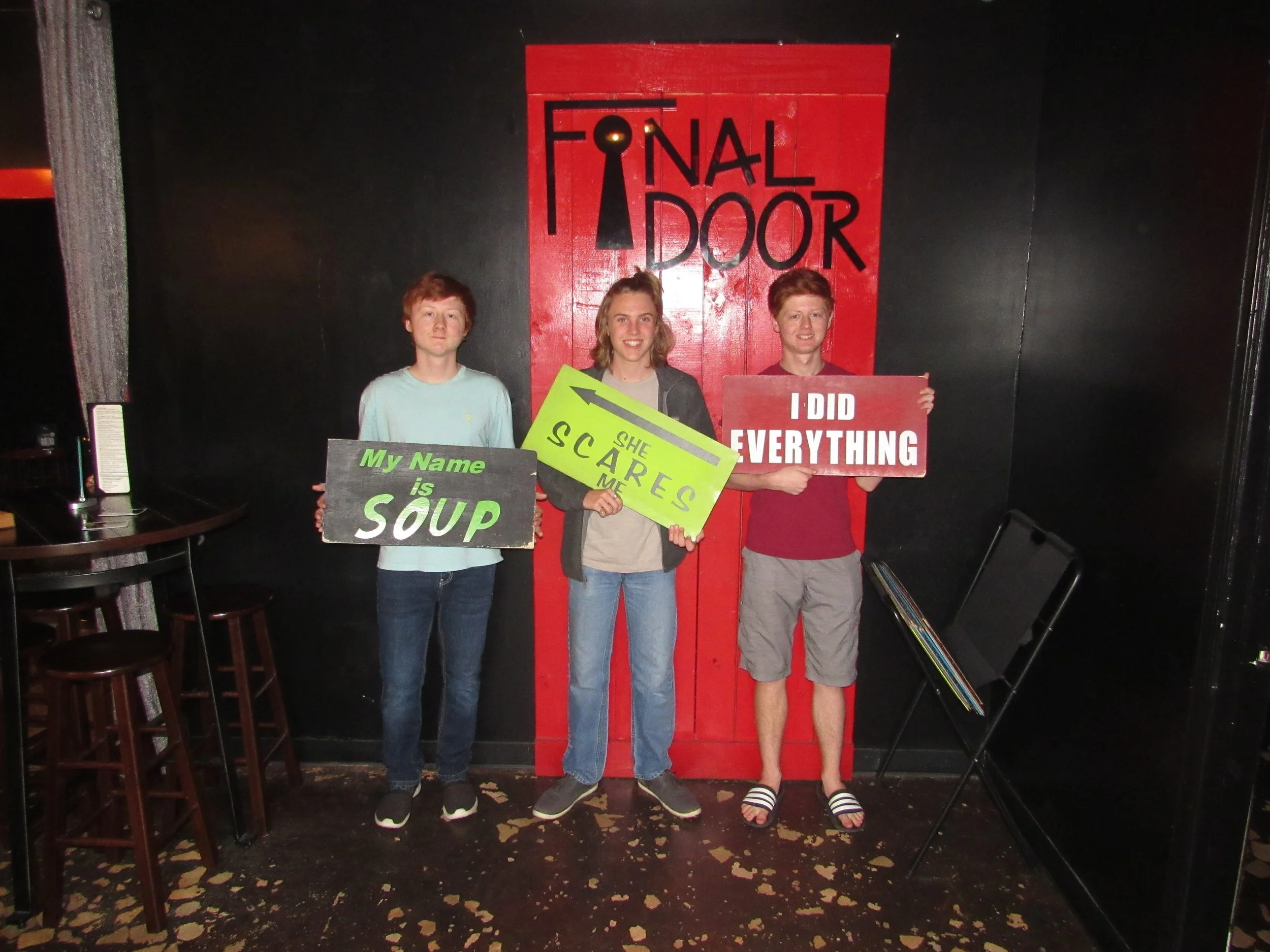 the-final-door-escape-room-columbia-sc-team-photos-07-21-22 (10).JPG