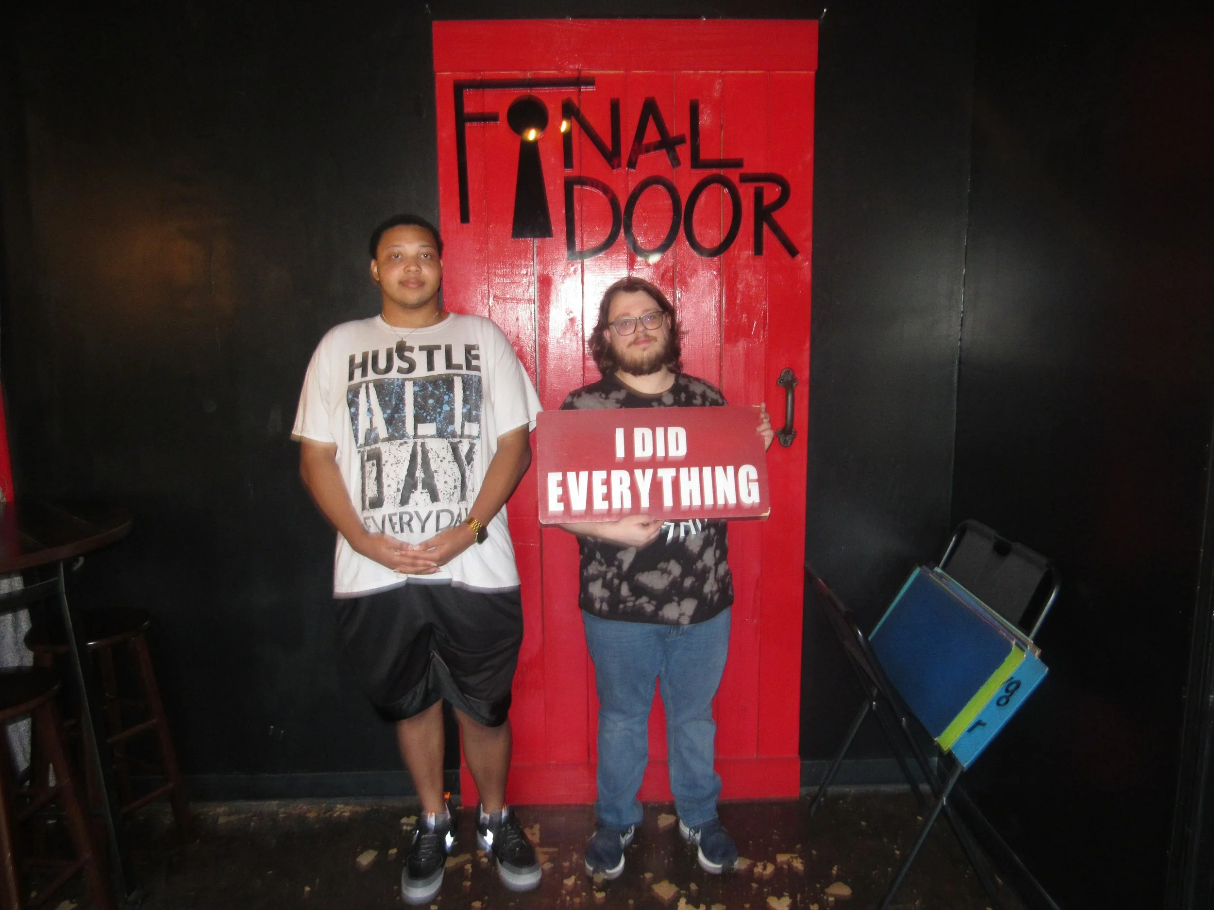 the-final-door-escape-room-columbia-sc-team-photos-07-22-22 (4).JPG