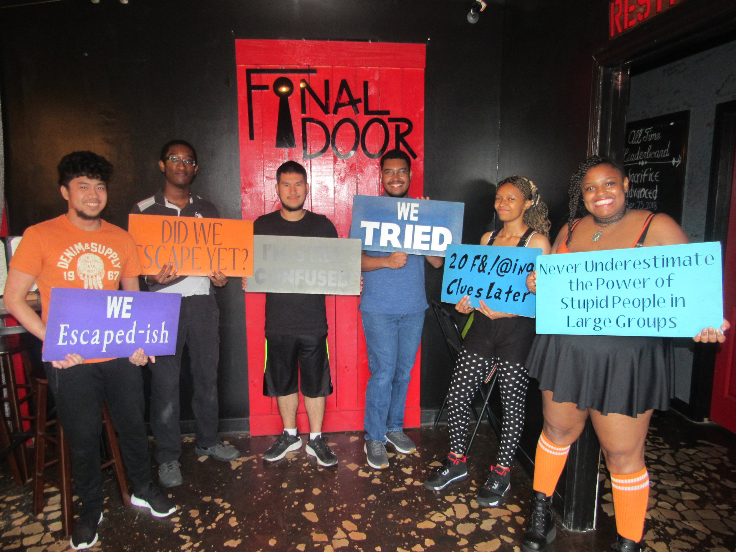 the-final-door-escape-room-columbia-sc-team-photos-08-07-22 (7).JPG