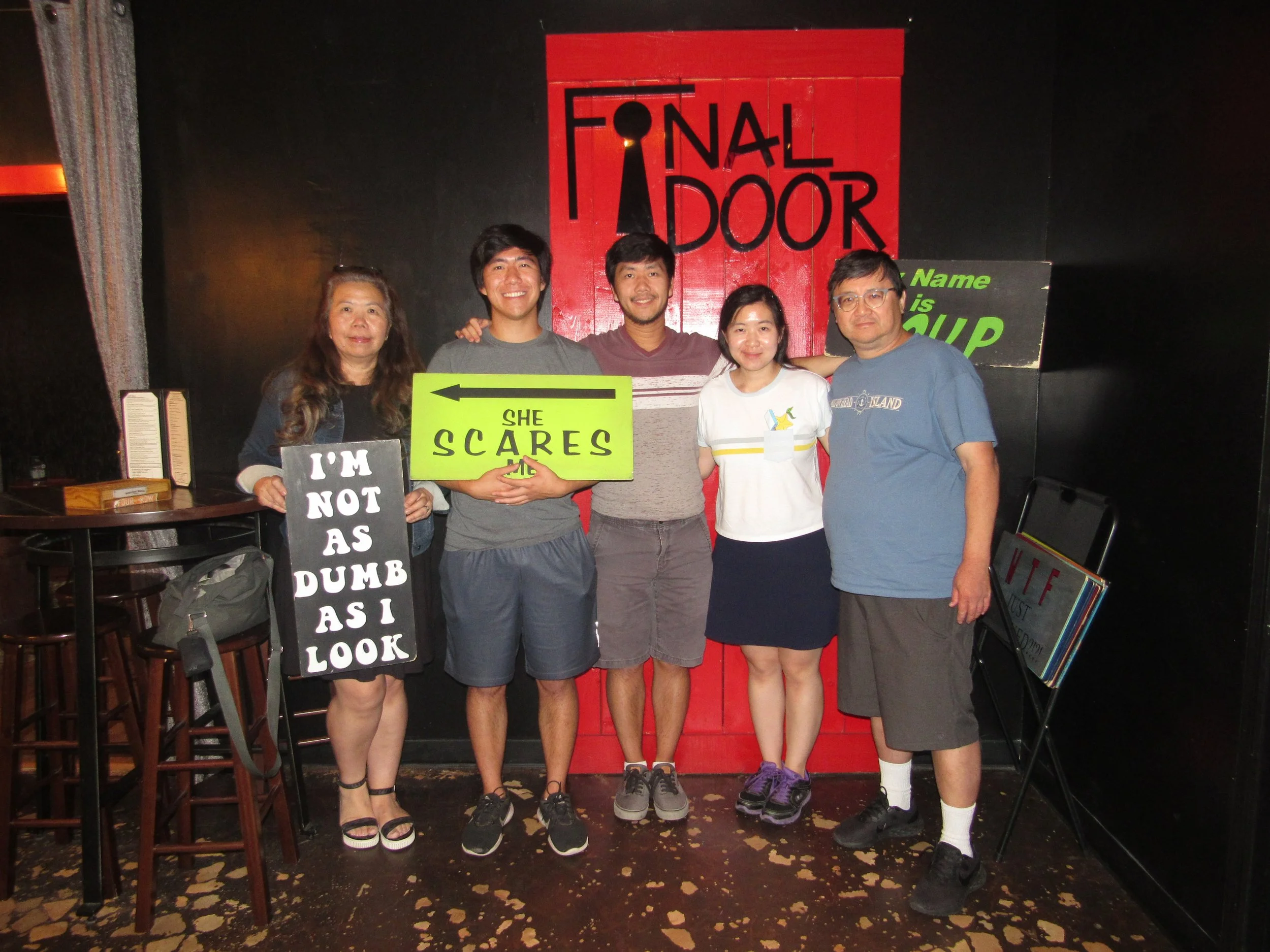 the-final-door-escape-room-columbia-sc-team-photos-08-08-22 (2).JPG