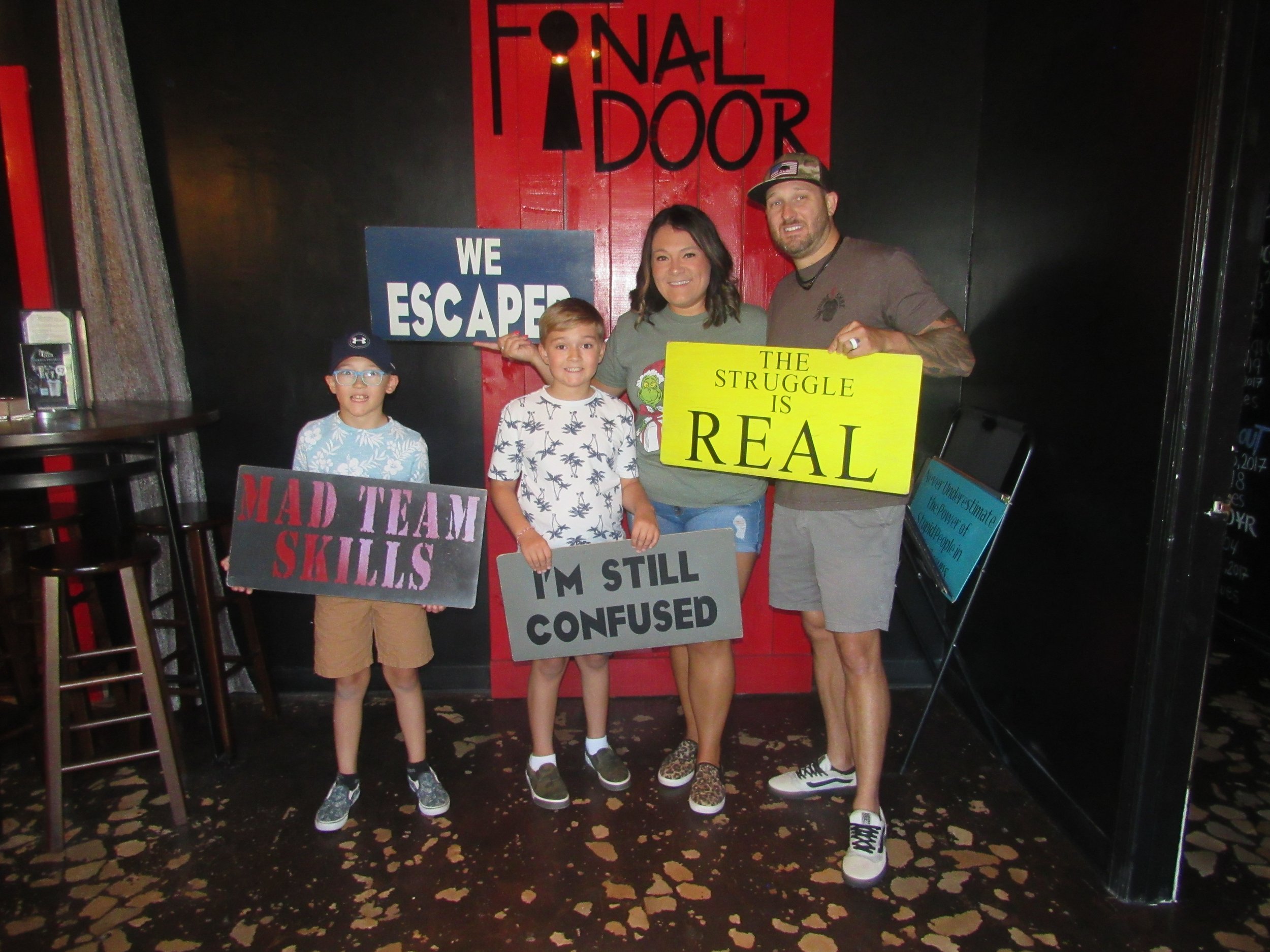 the-final-door-escape-room-columbia-sc-team-photos-08-13-22 (8).JPG