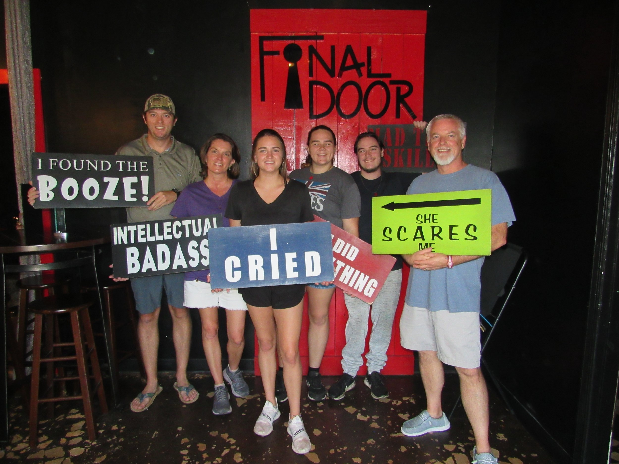the-final-door-escape-room-columbia-sc-team-photos-08-20-22 (7).JPG