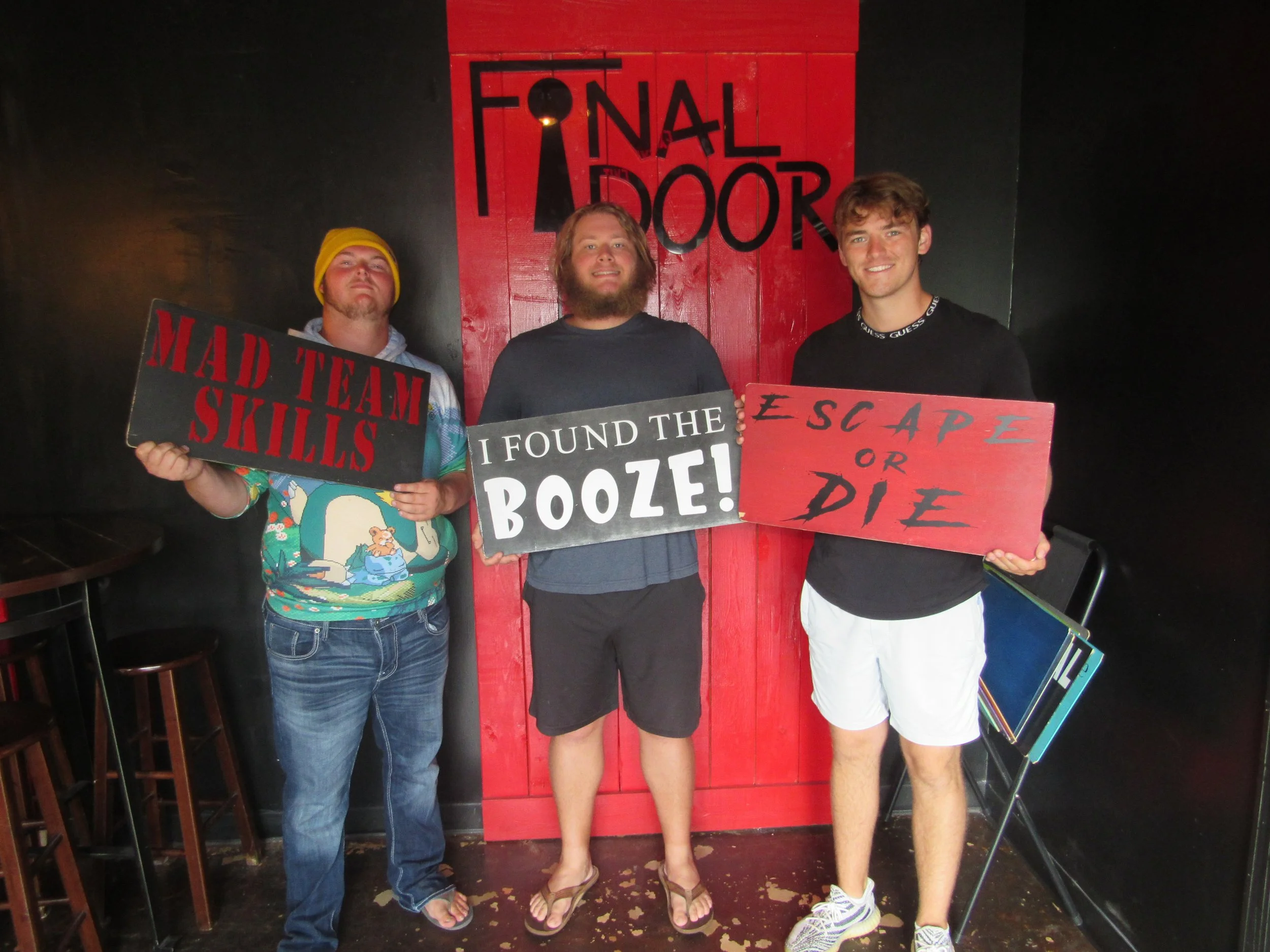 the-final-door-escape-room-columbia-sc-team-photos-08-22-22 (1).JPG