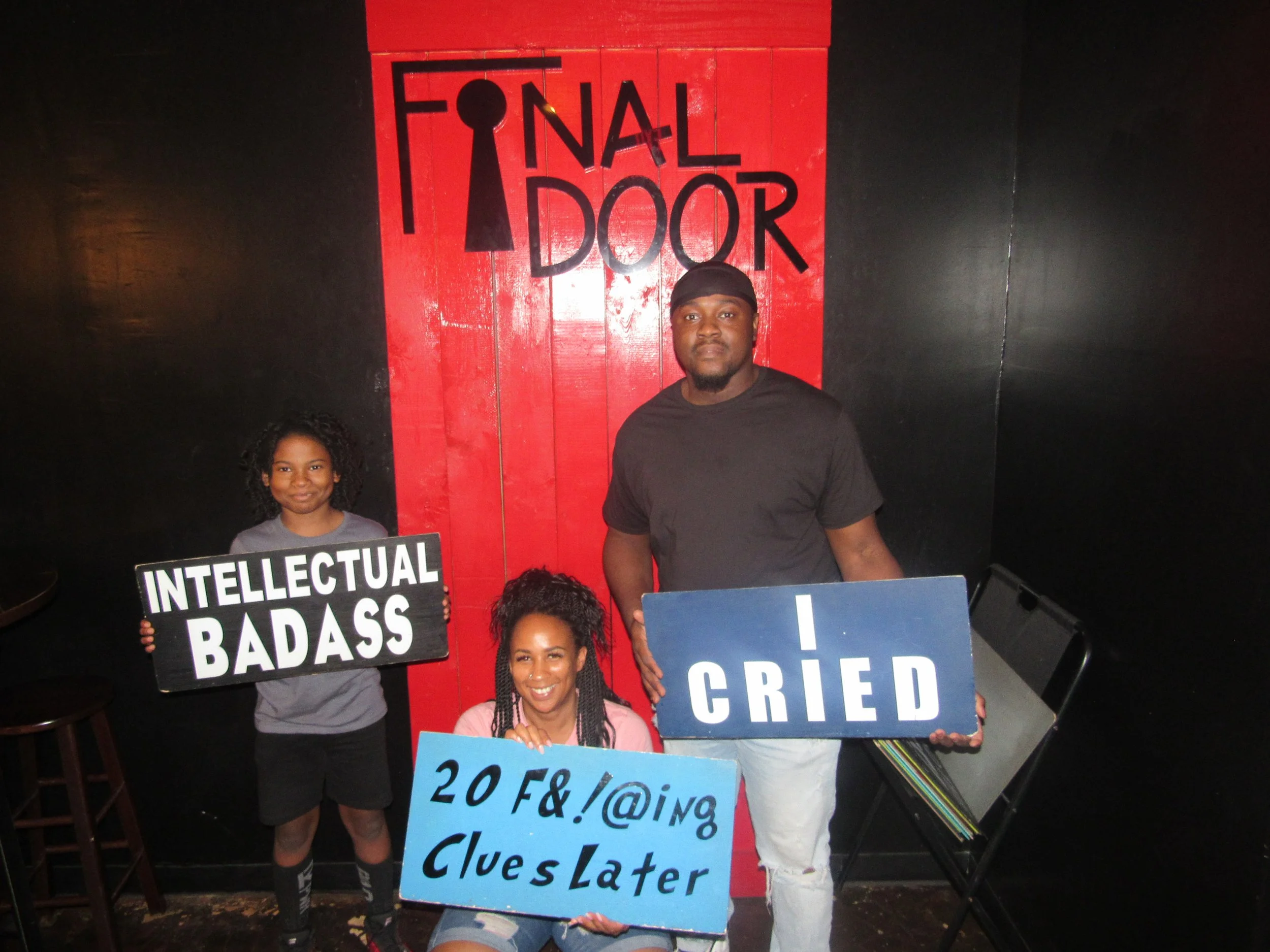 the-final-door-escape-room-columbia-sc-team-photos-08-27-22 (16).JPG