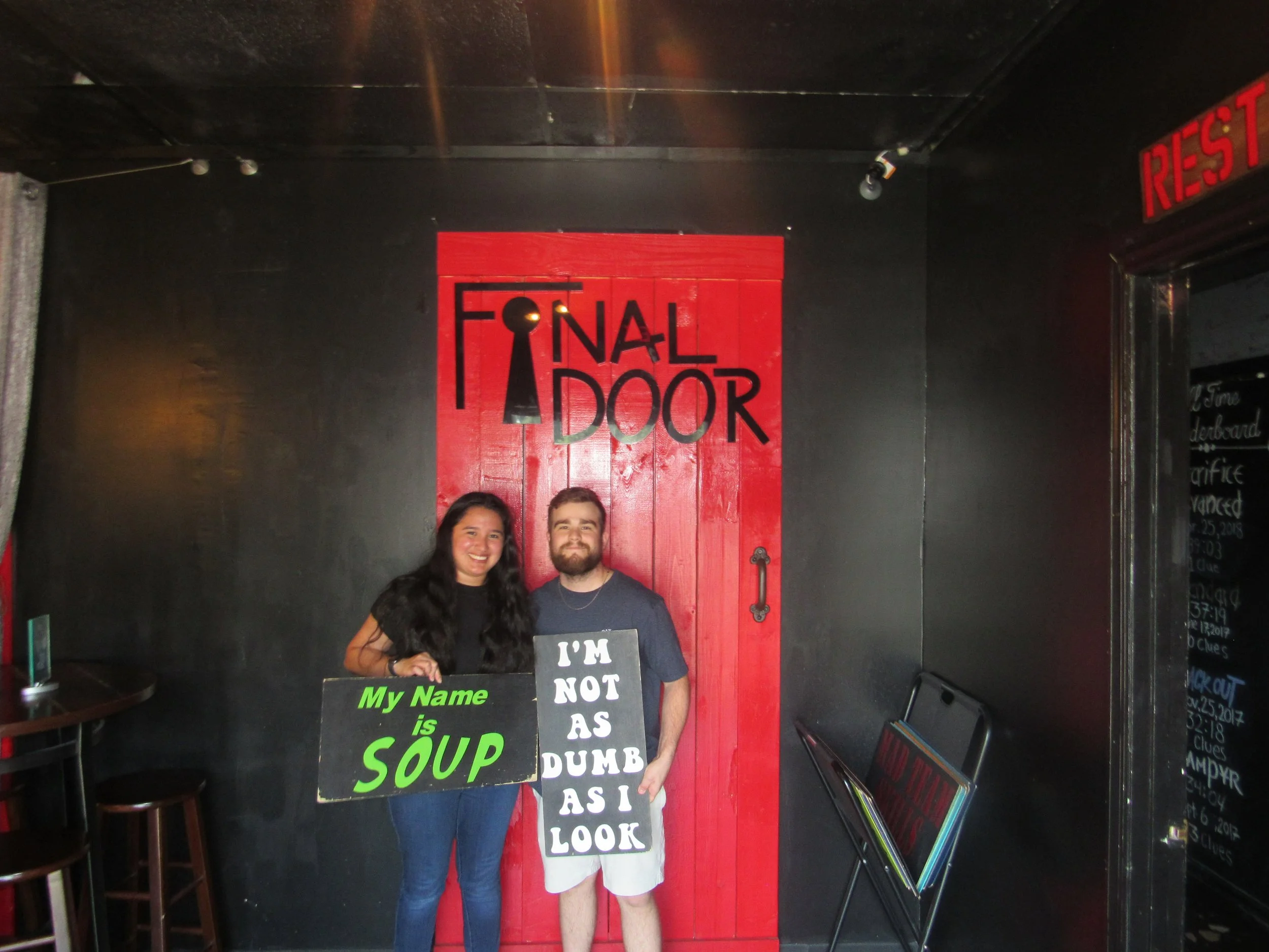 the-final-door-escape-room-columbia-sc-team-photos-09-02-22  (2).JPG
