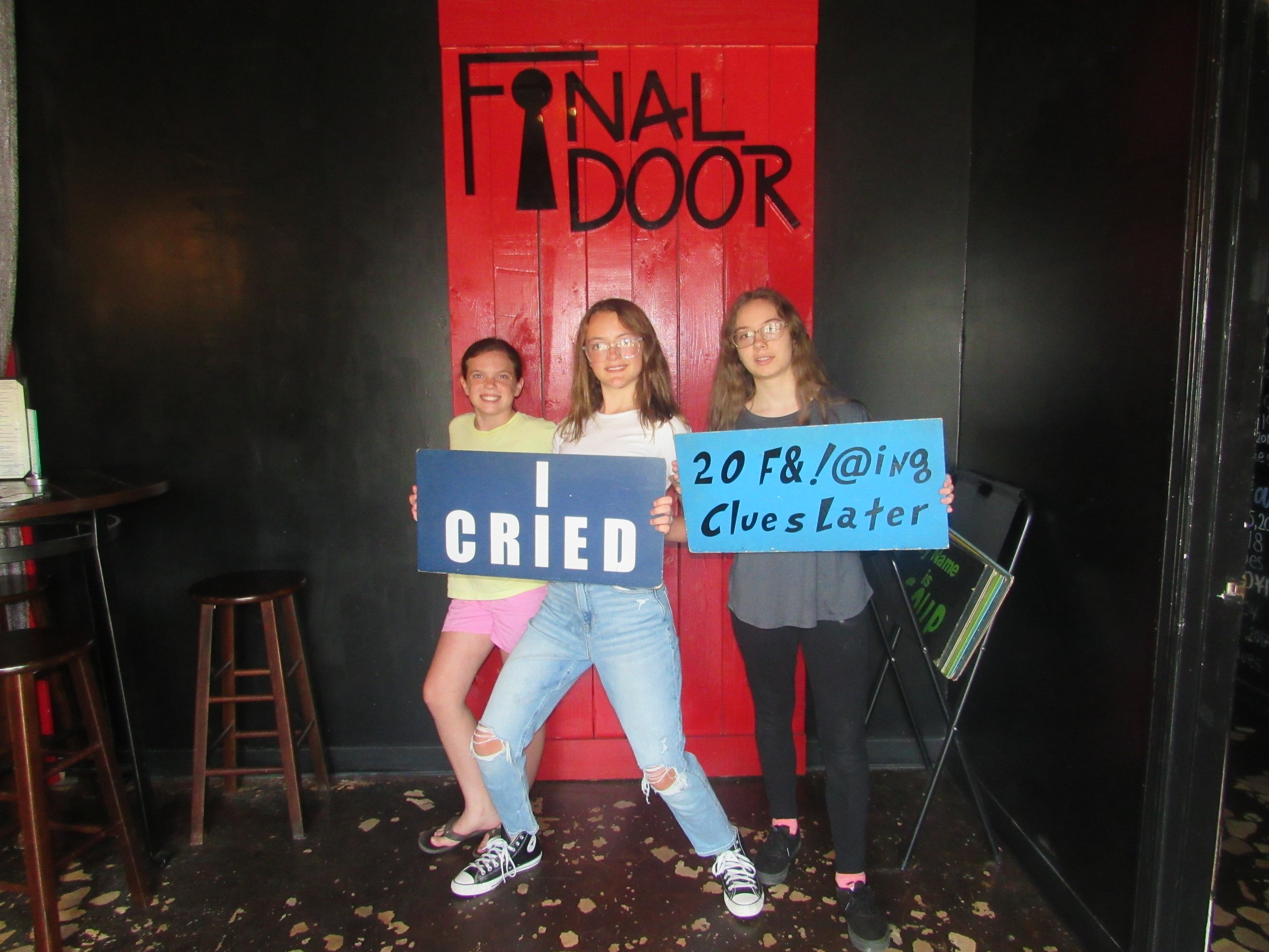 the-final-door-escape-room-columbia-sc-team-photos-09-03-22  (3).JPG
