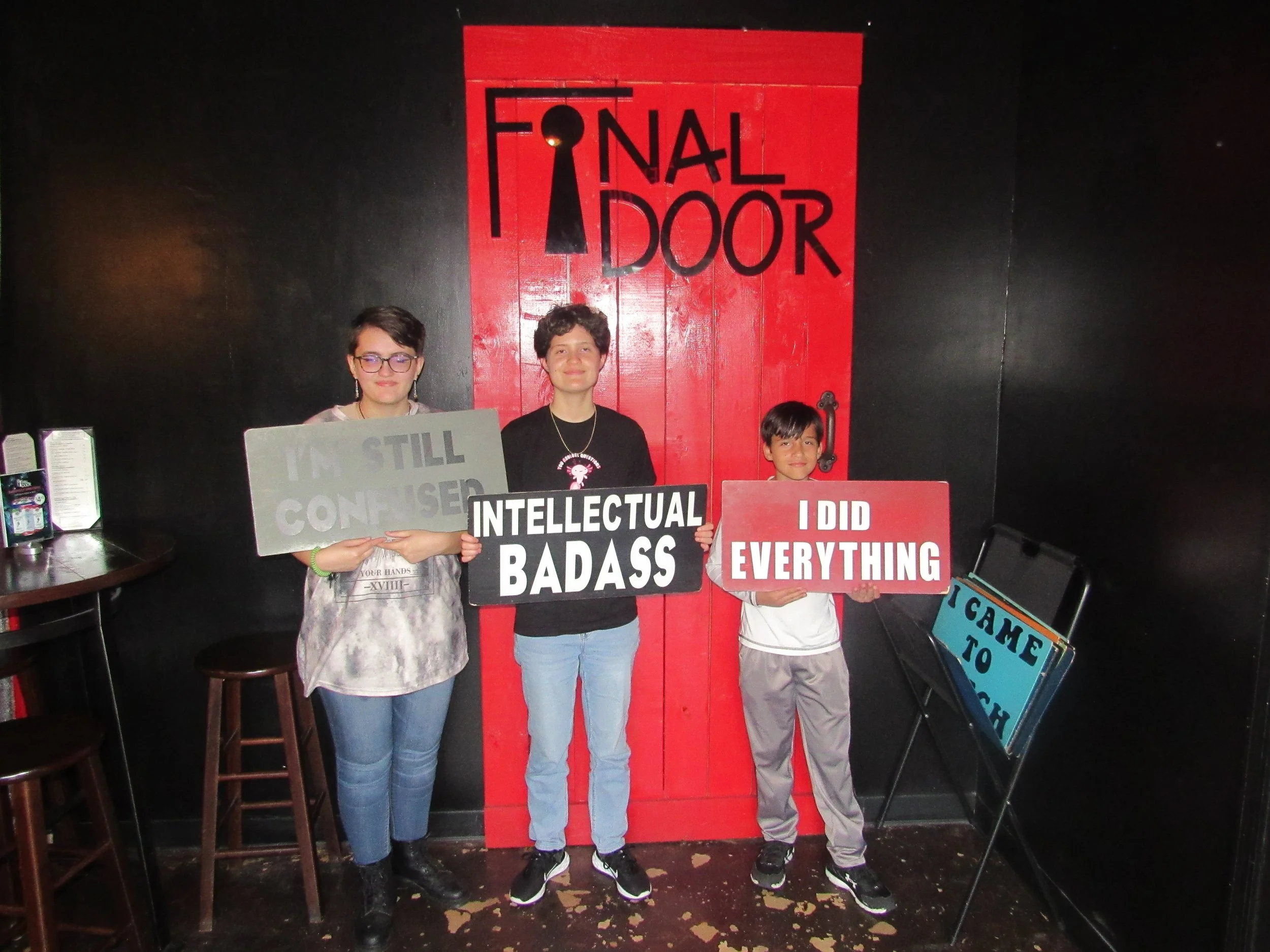 the-final-door-escape-room-columbia-sc-team-photos-09-03-22  (6).JPG