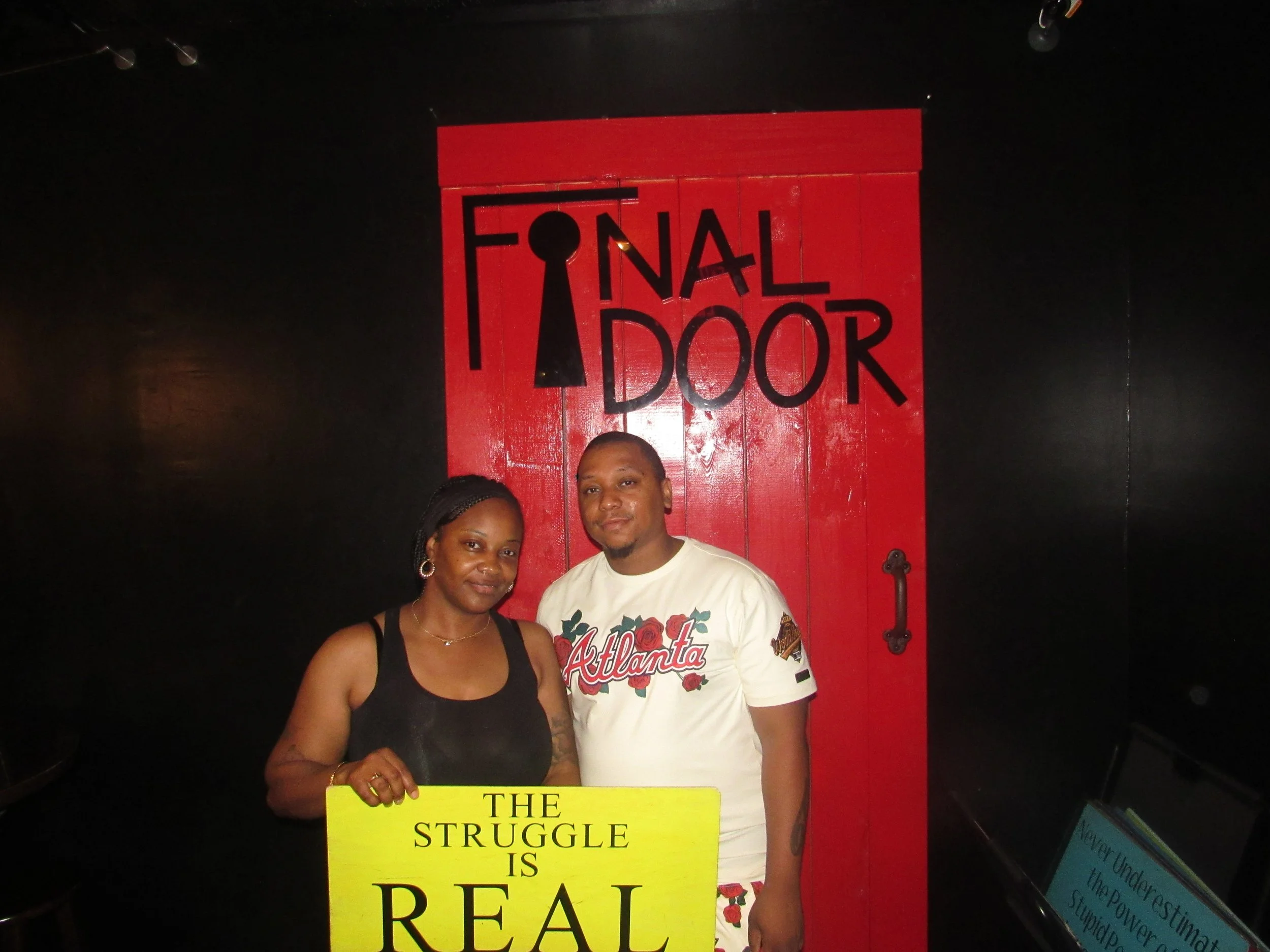 the-final-door-escape-room-columbia-sc-team-photos-09-03-22  (21).JPG