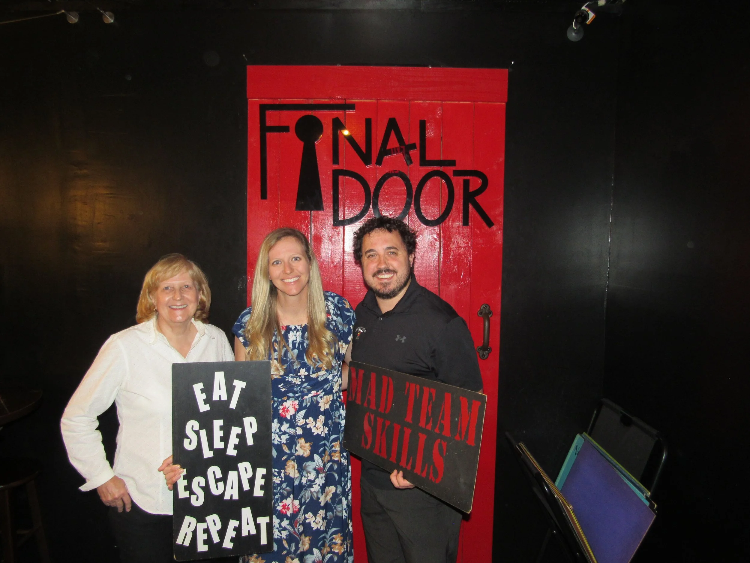 the-final-door-escape-room-columbia-sc-team-photos-09-04-22  (18).JPG