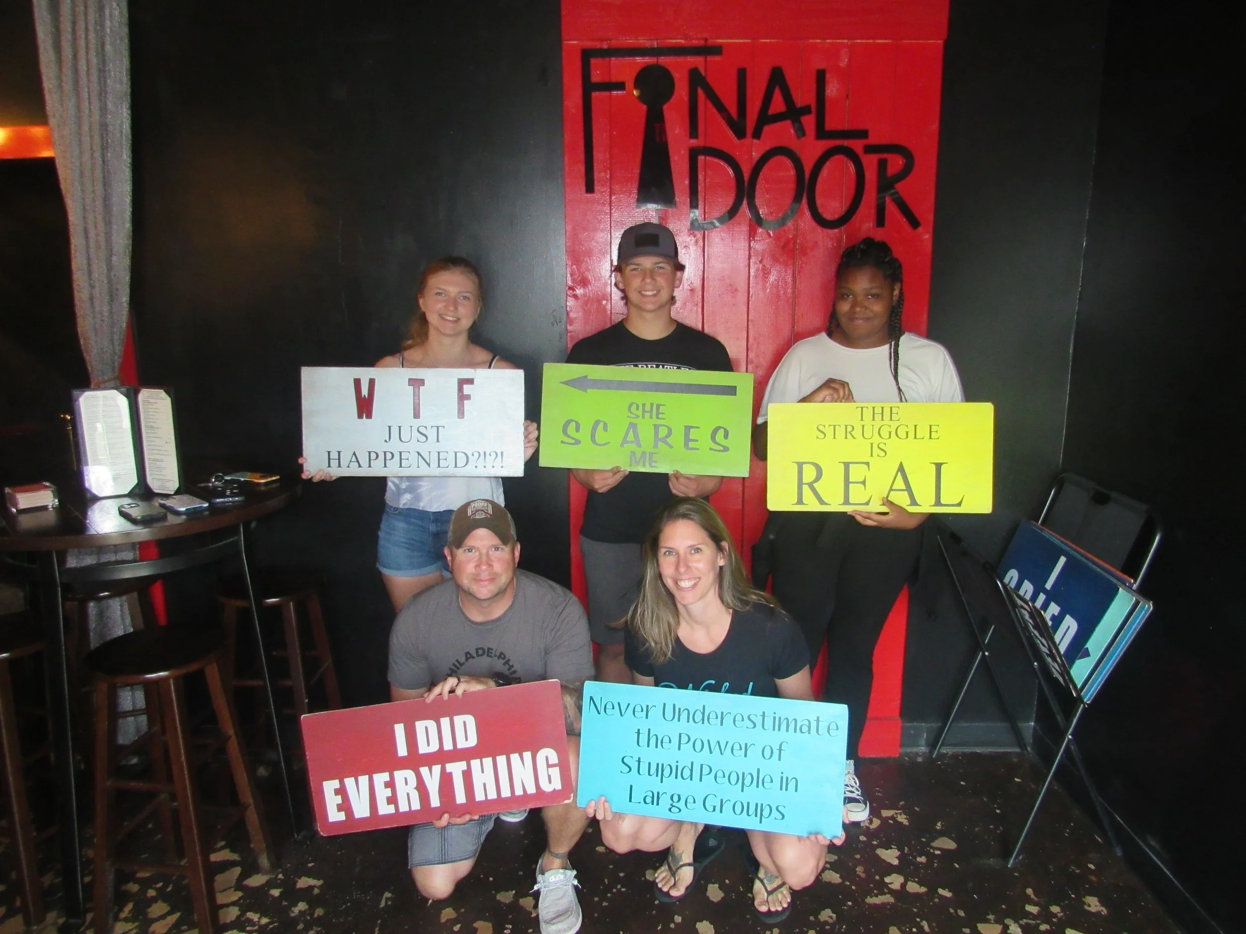 the-final-door-escape-room-columbia-sc-team-photos-09-11-22 (5).JPG