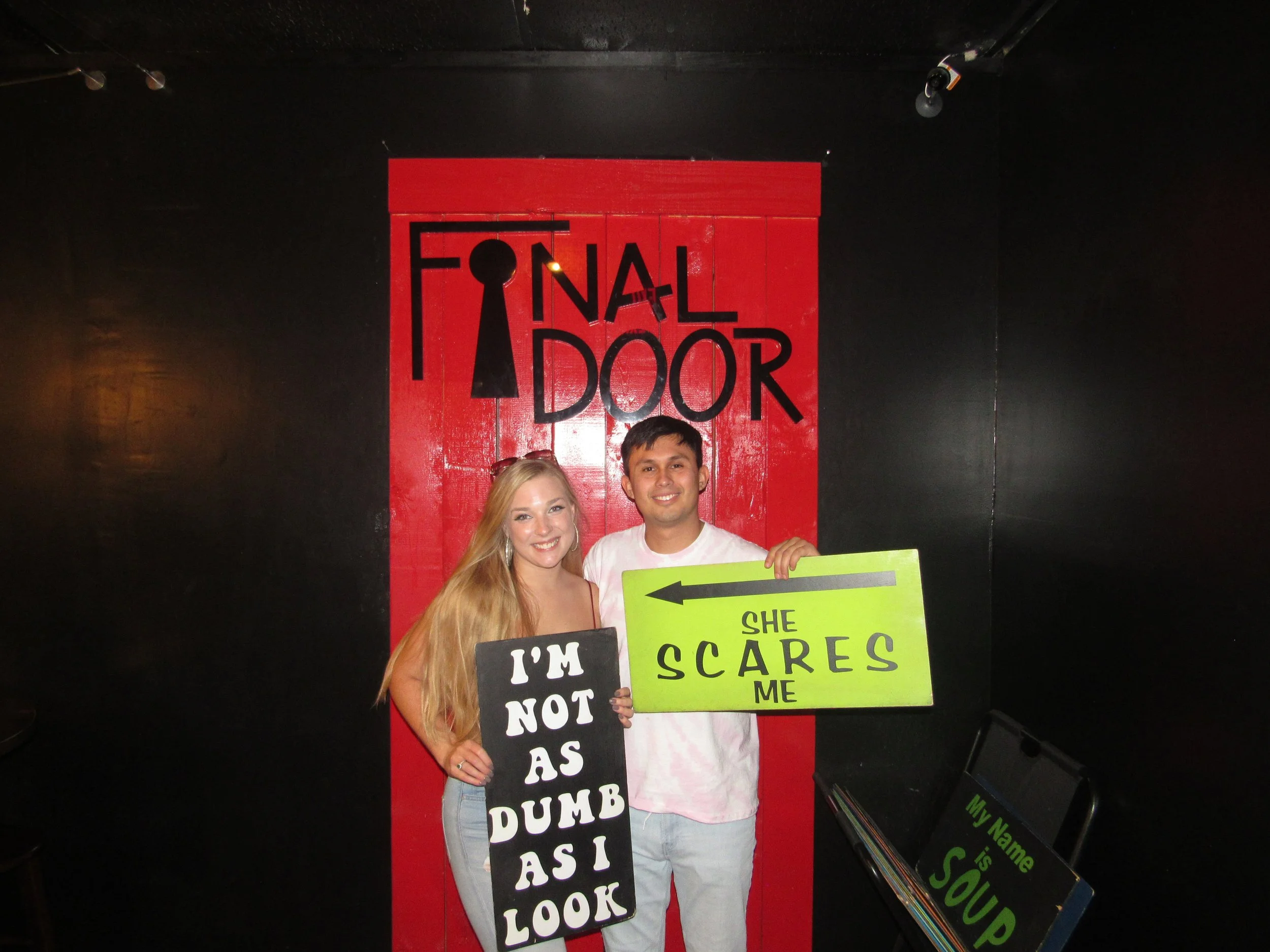 the-final-door-escape-room-columbia-sc-team-photos-09-14-22 (2).JPG