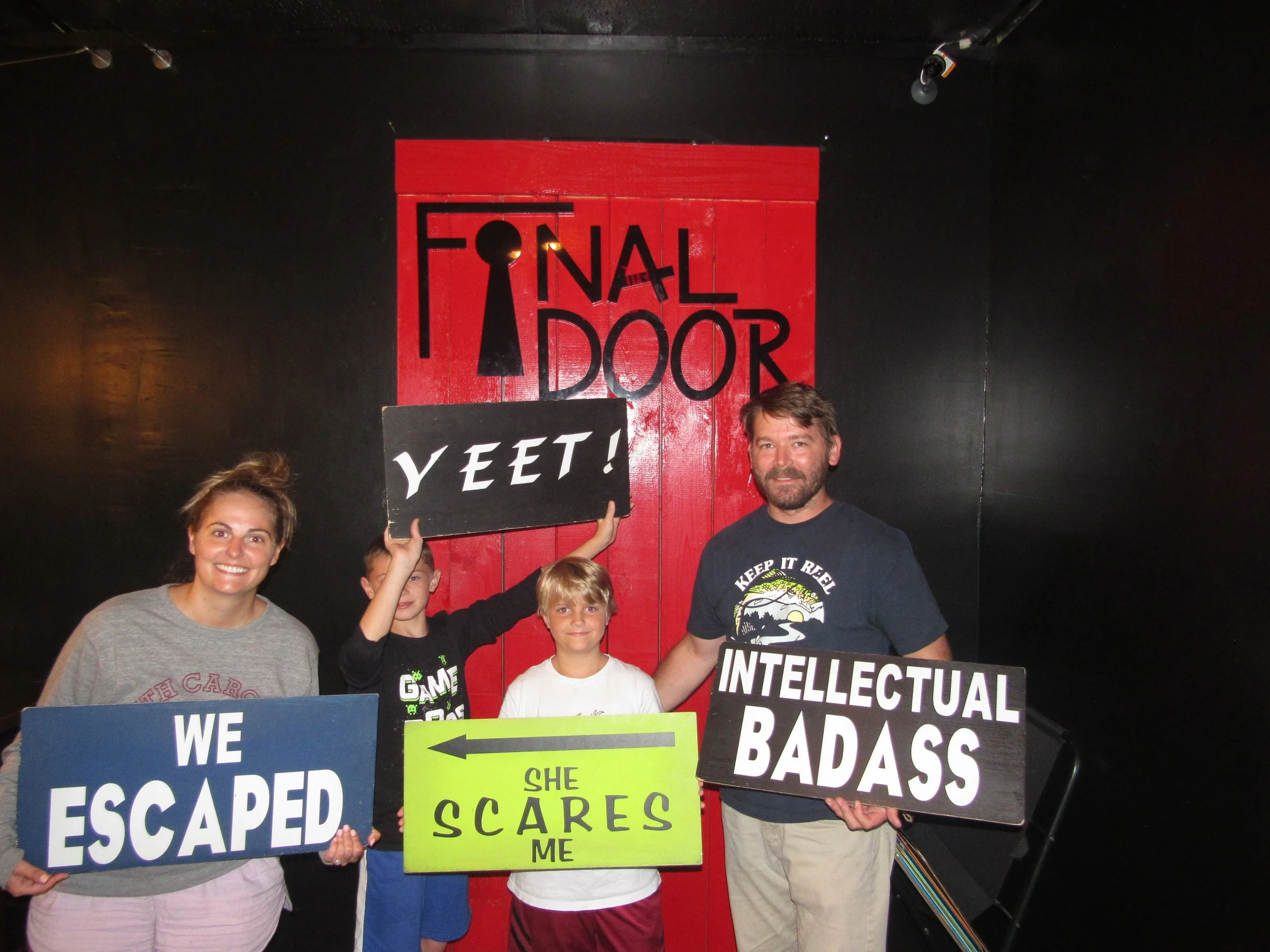 the-final-door-escape-room-columbia-sc-team-photos-09-14-22 (1).JPG