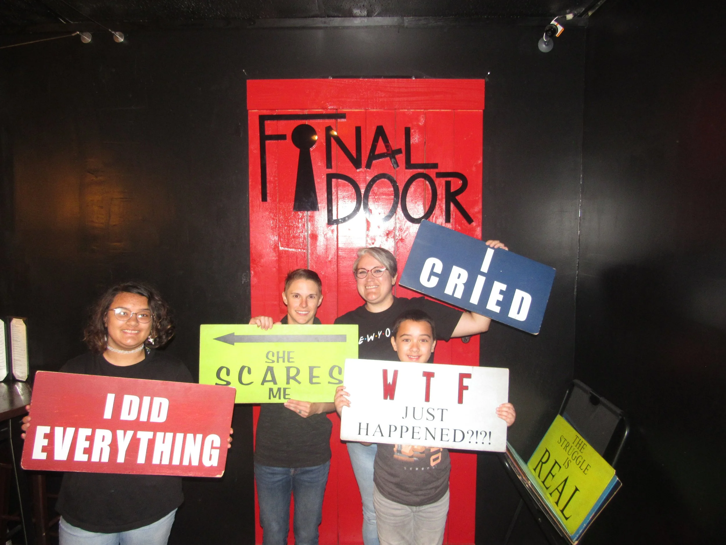 the-final-door-escape-room-columbia-sc-team-photos-09-16-22 (4).JPG