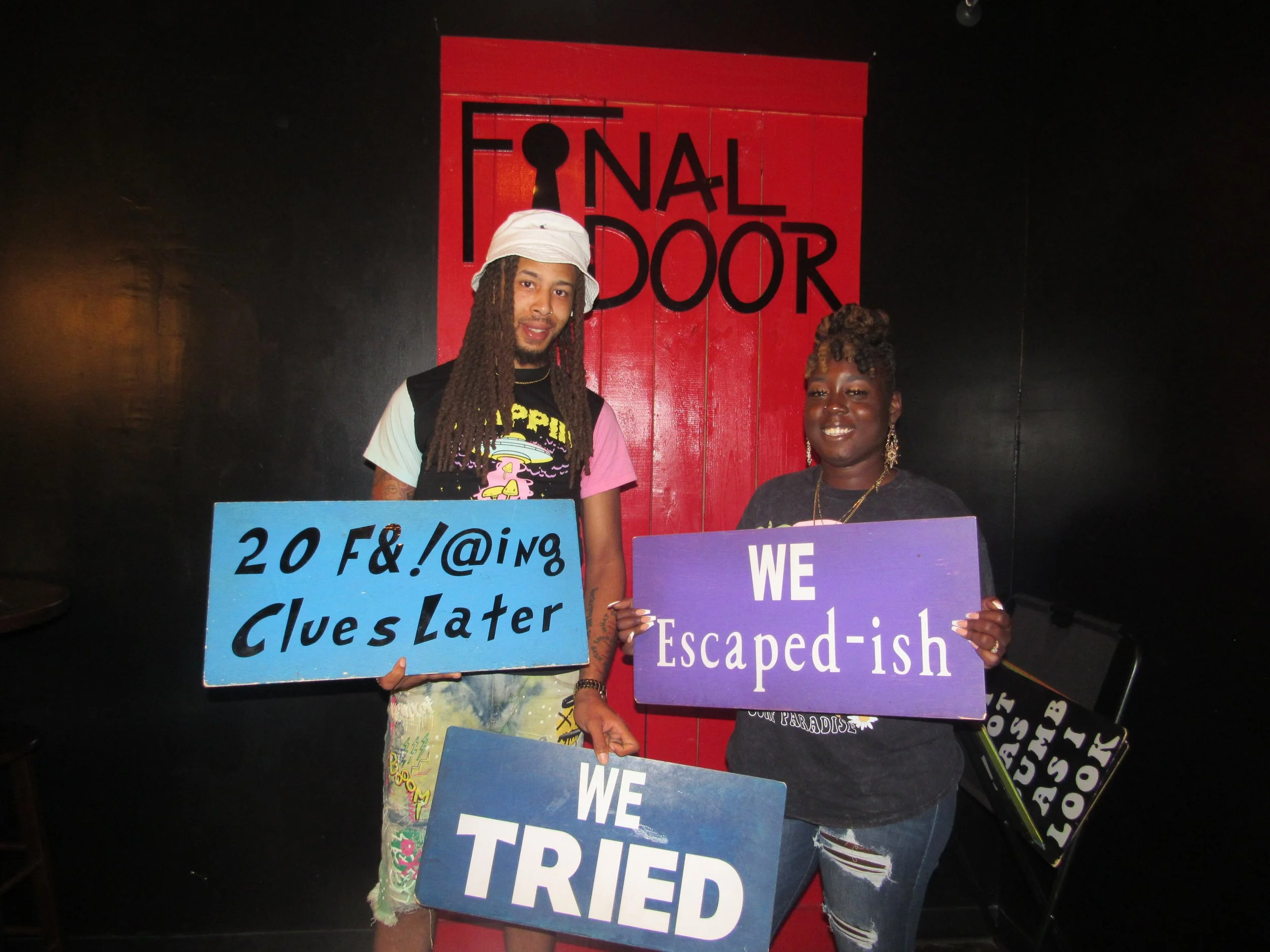 the-final-door-escape-room-columbia-sc-team-photos-09-17-22 (15).JPG