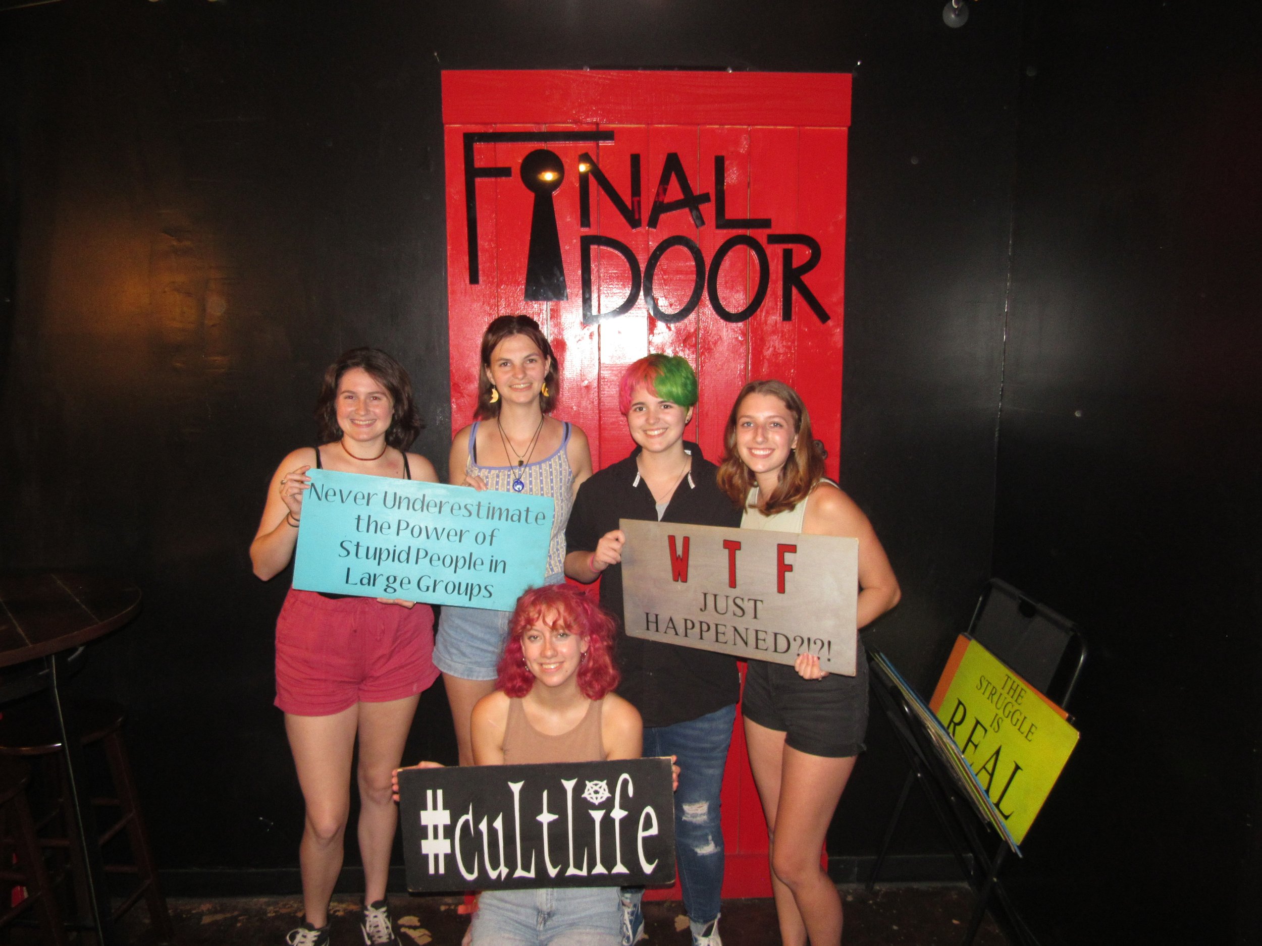 the-final-door-escape-room-columbia-sc-team-photos-09-21-22  (3).JPG