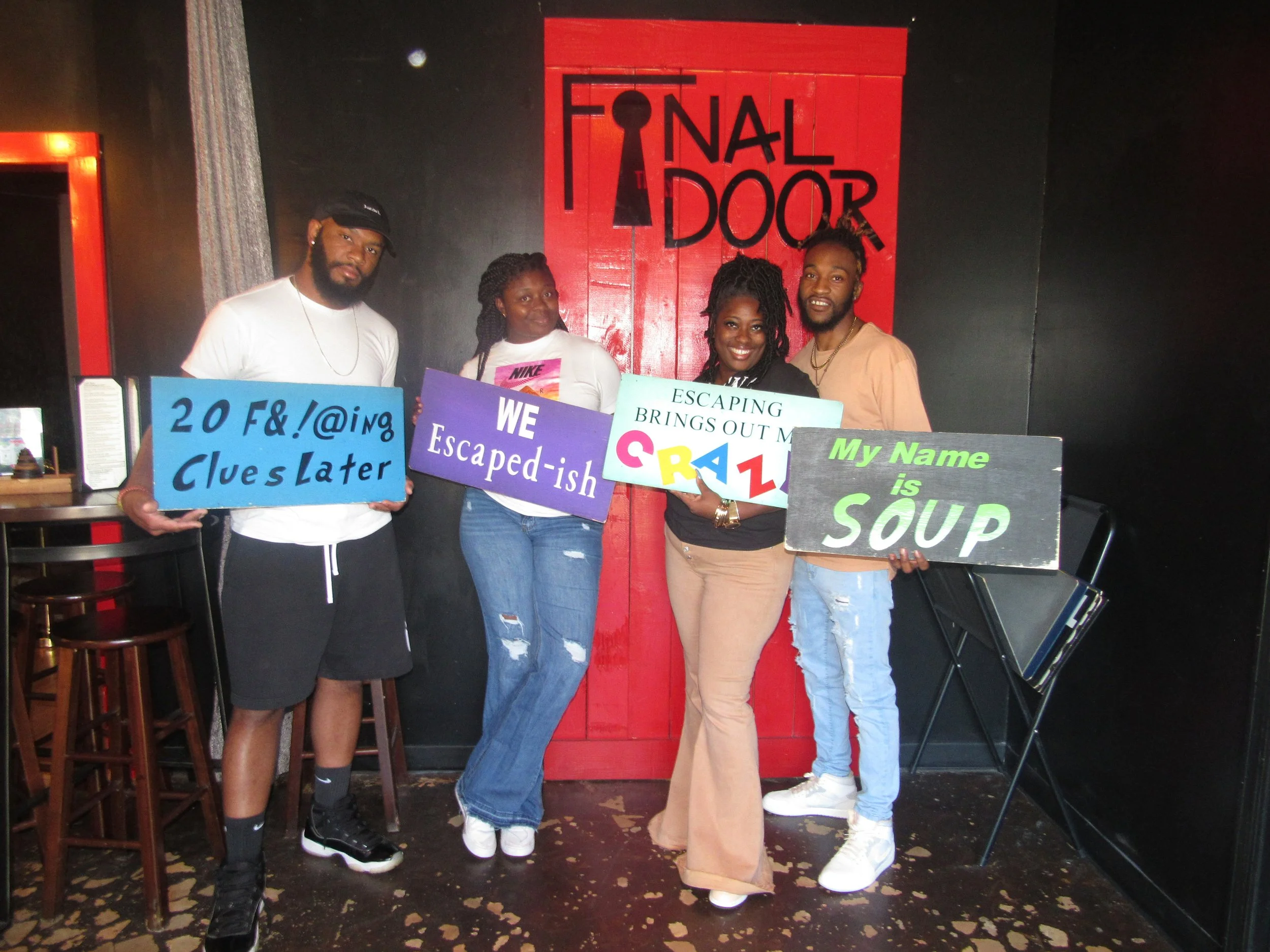 the-final-door-escape-room-columbia-sc-team-photos-09-24-22  (8).JPG